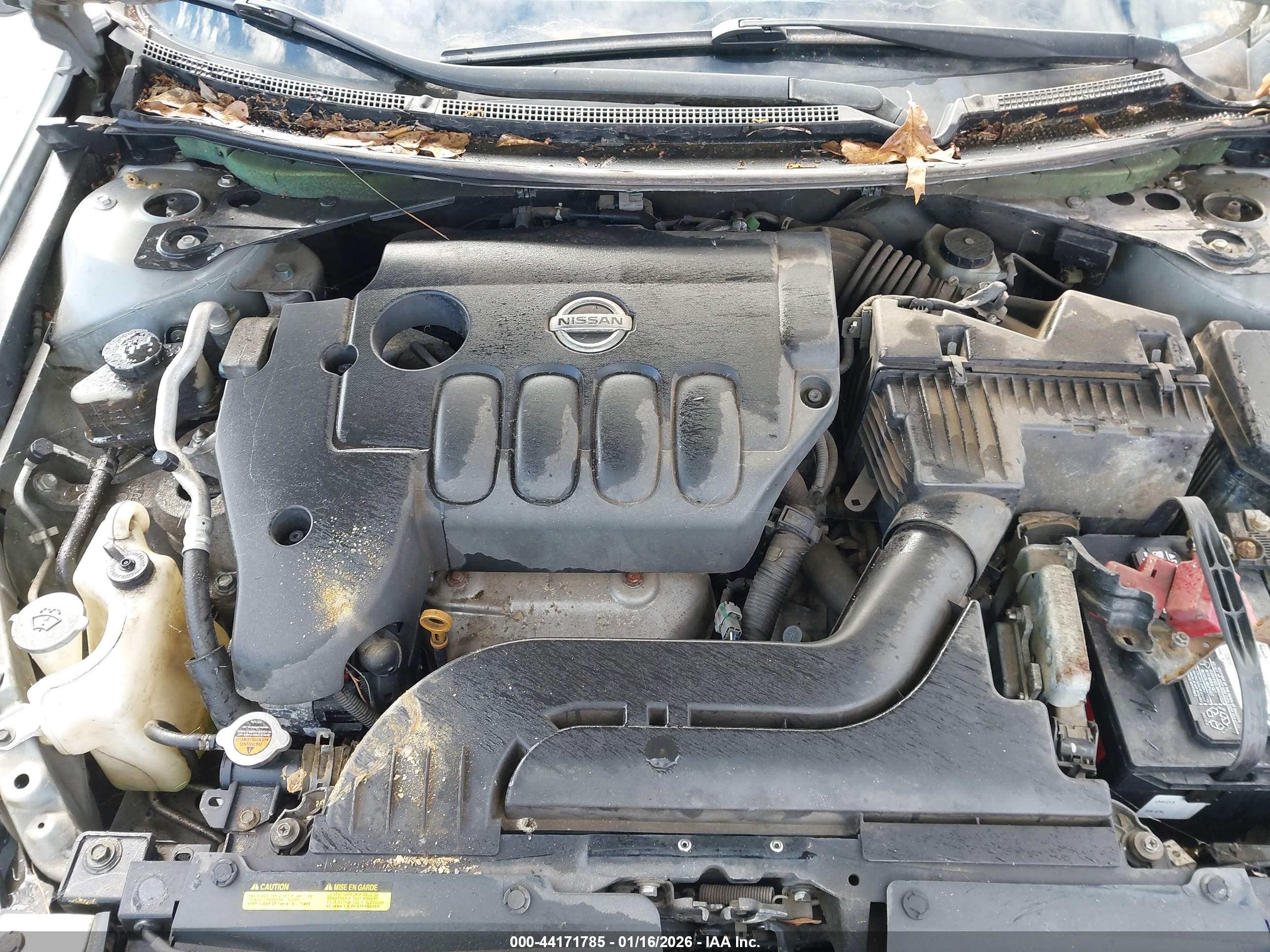 NISSAN ALTIMA image 10