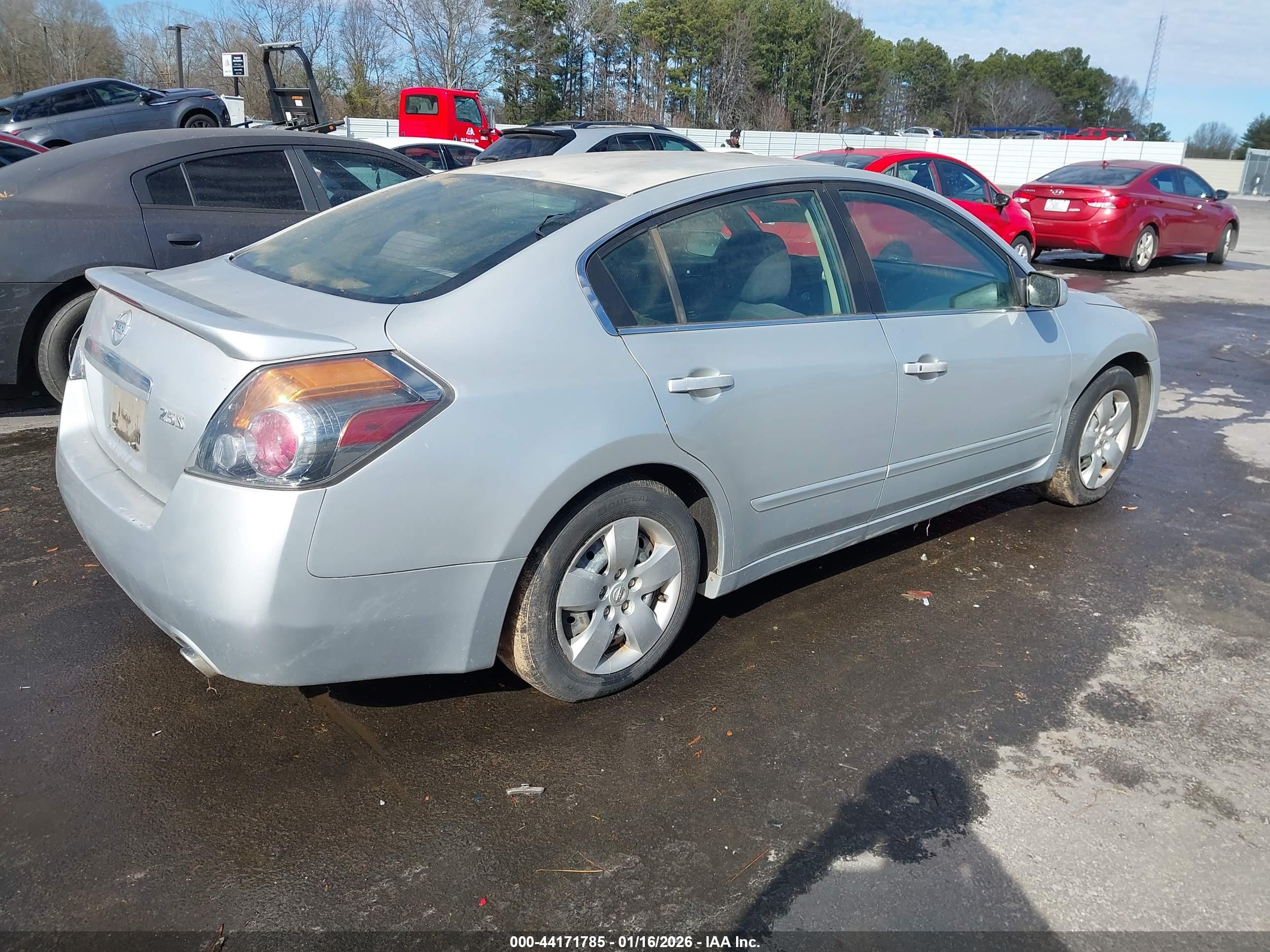 NISSAN ALTIMA image 4