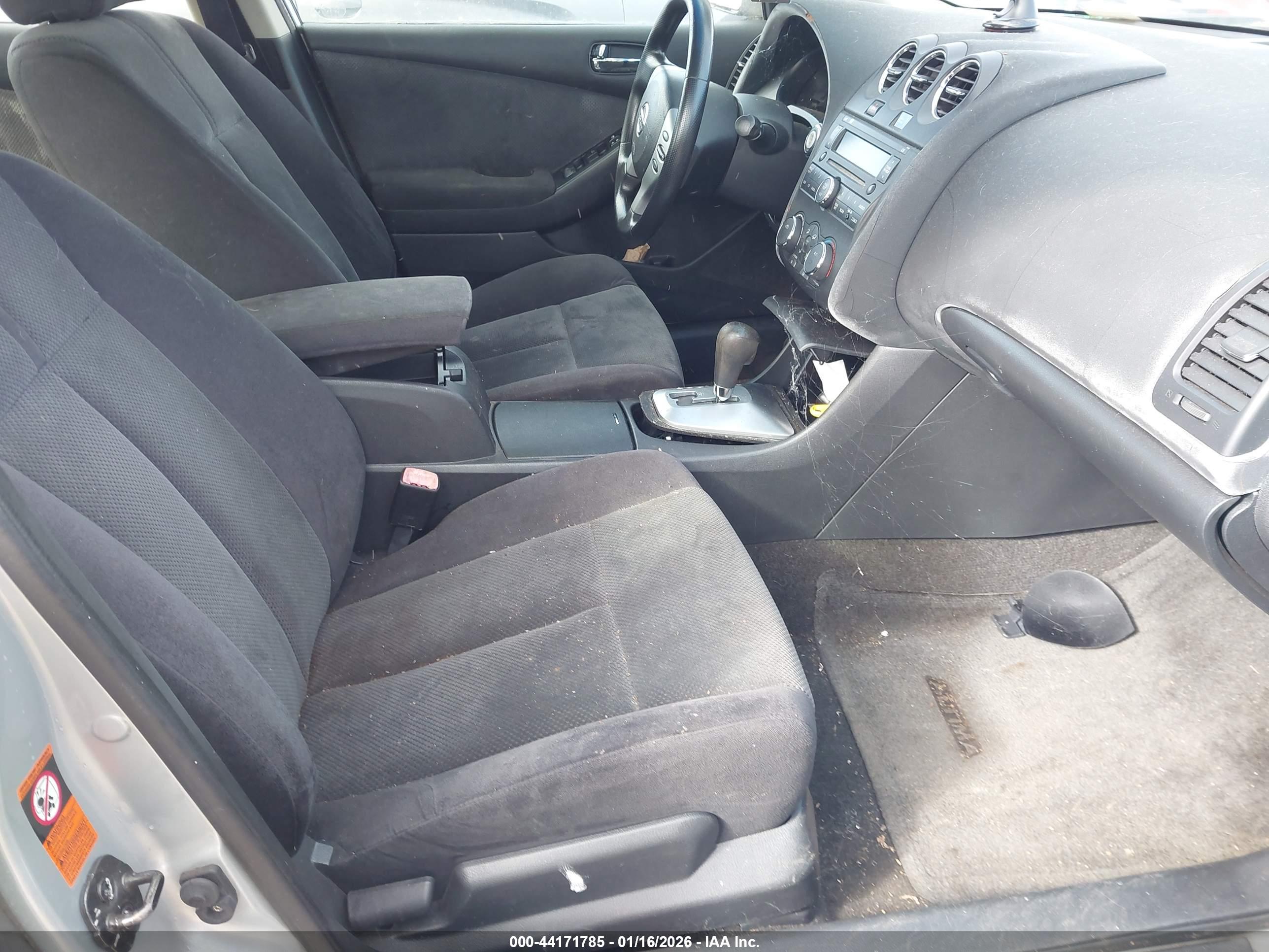 NISSAN ALTIMA image 5