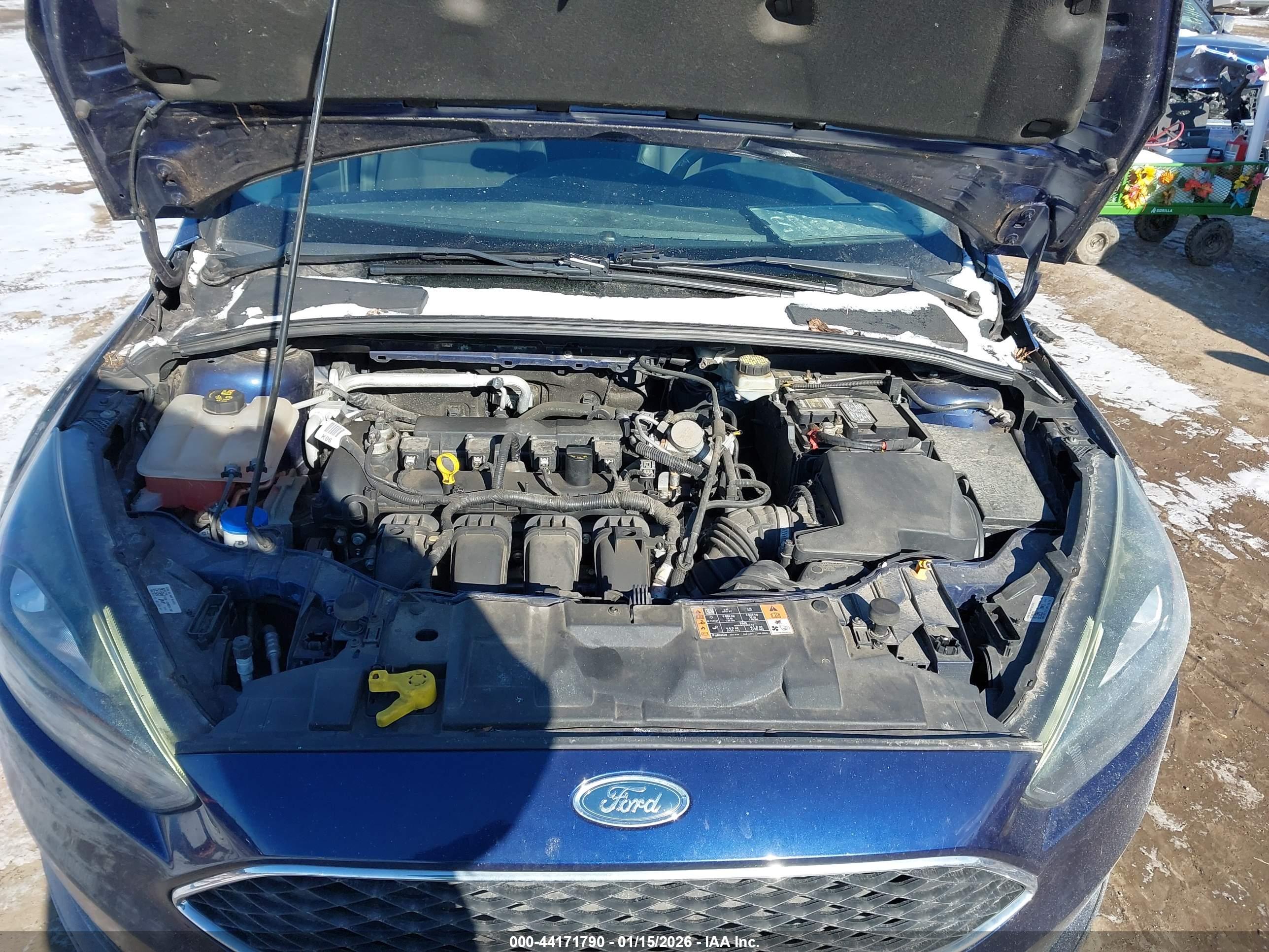 FORD FOCUS image 10