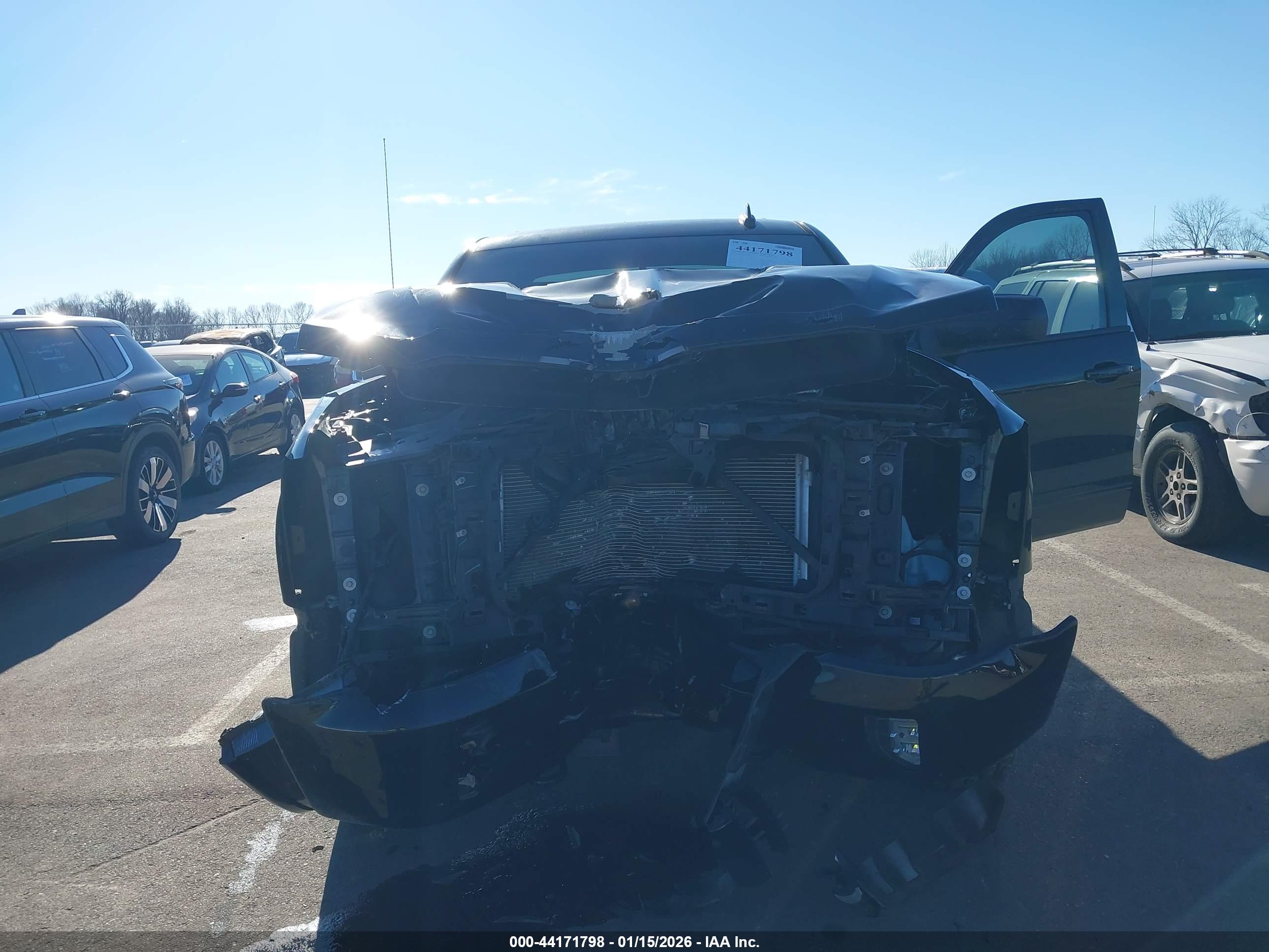 CHEVROLET SILVERADO image 6