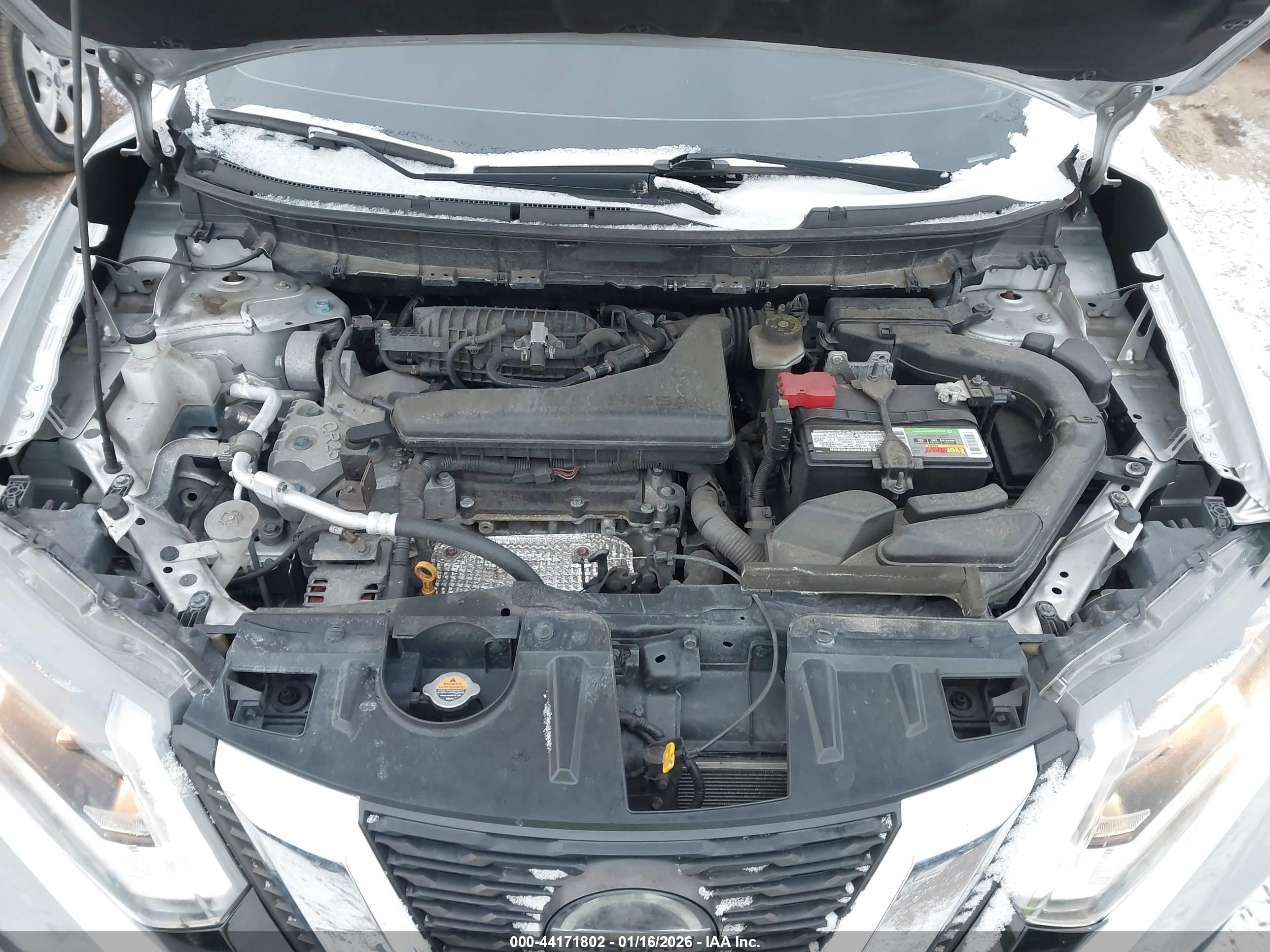 NISSAN ROGUE image 10