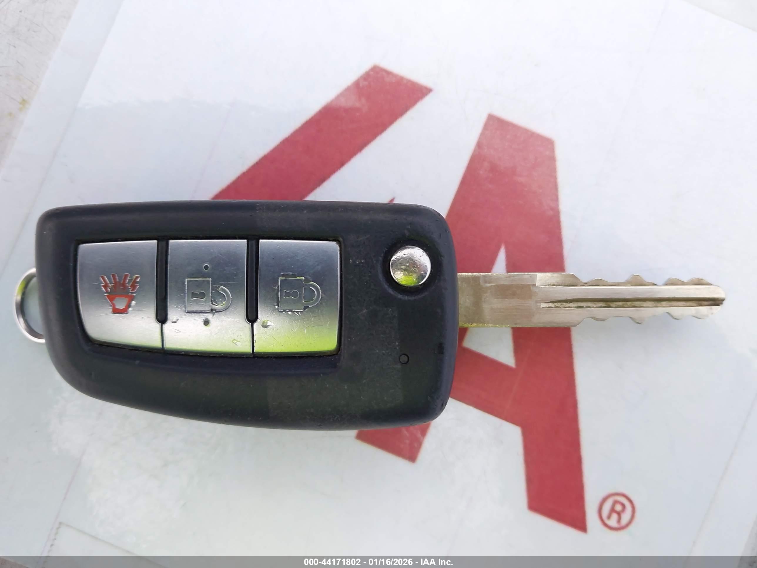 NISSAN ROGUE image 11