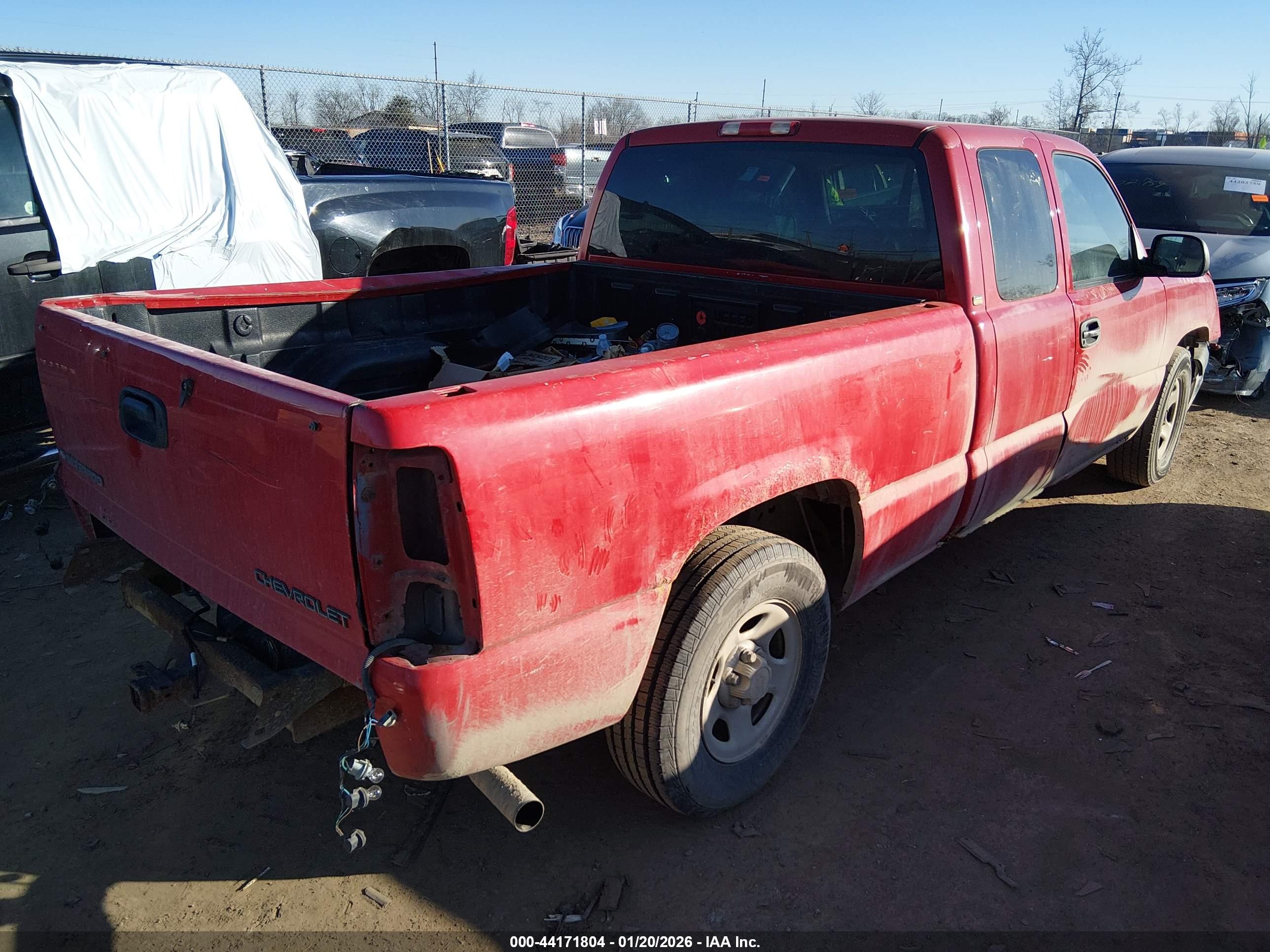 CHEVROLET SILVERADO image 4