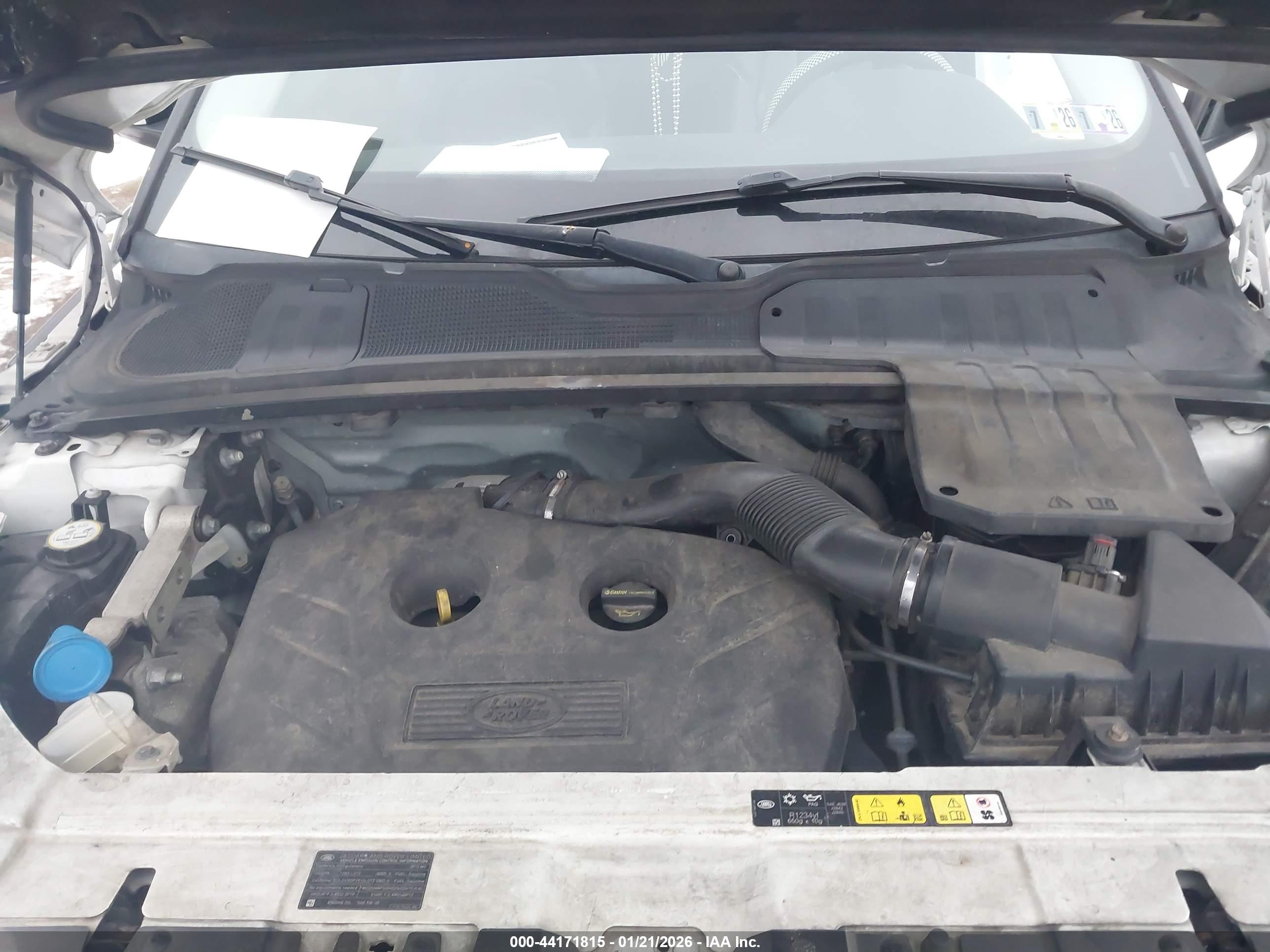 LAND ROVER image 10