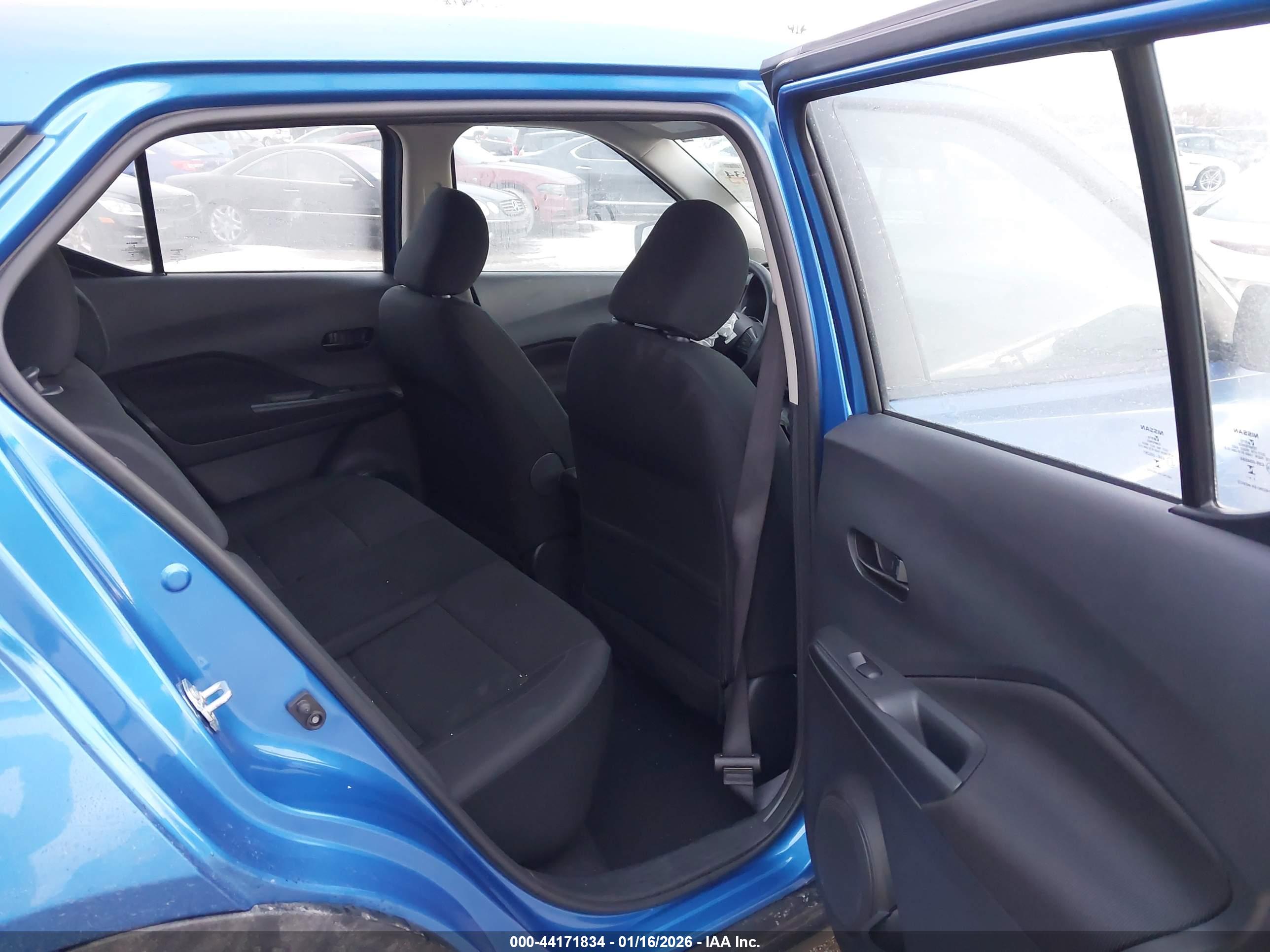 NISSAN KICKS image 8