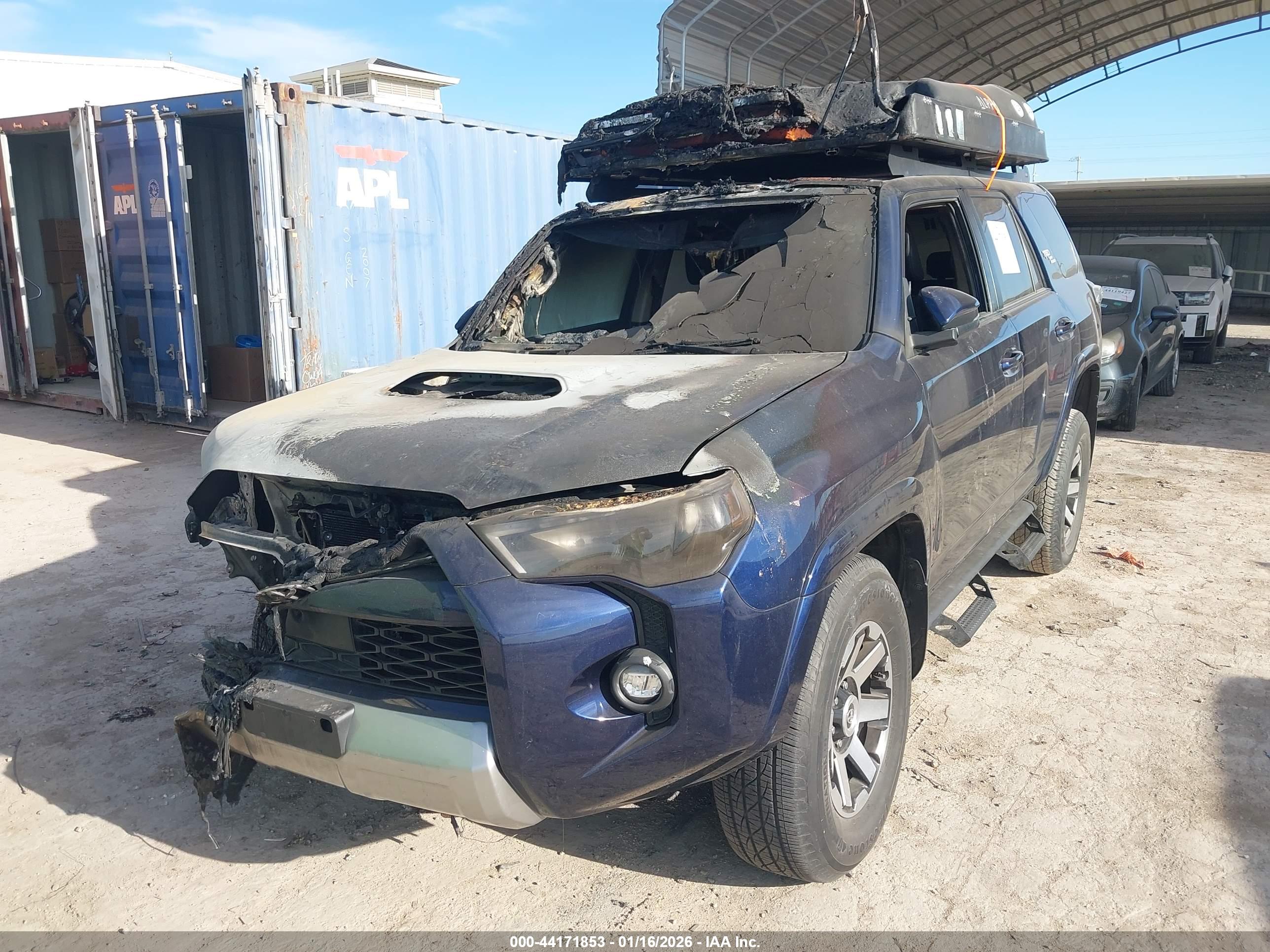 TOYOTA 4RUNNER image 2