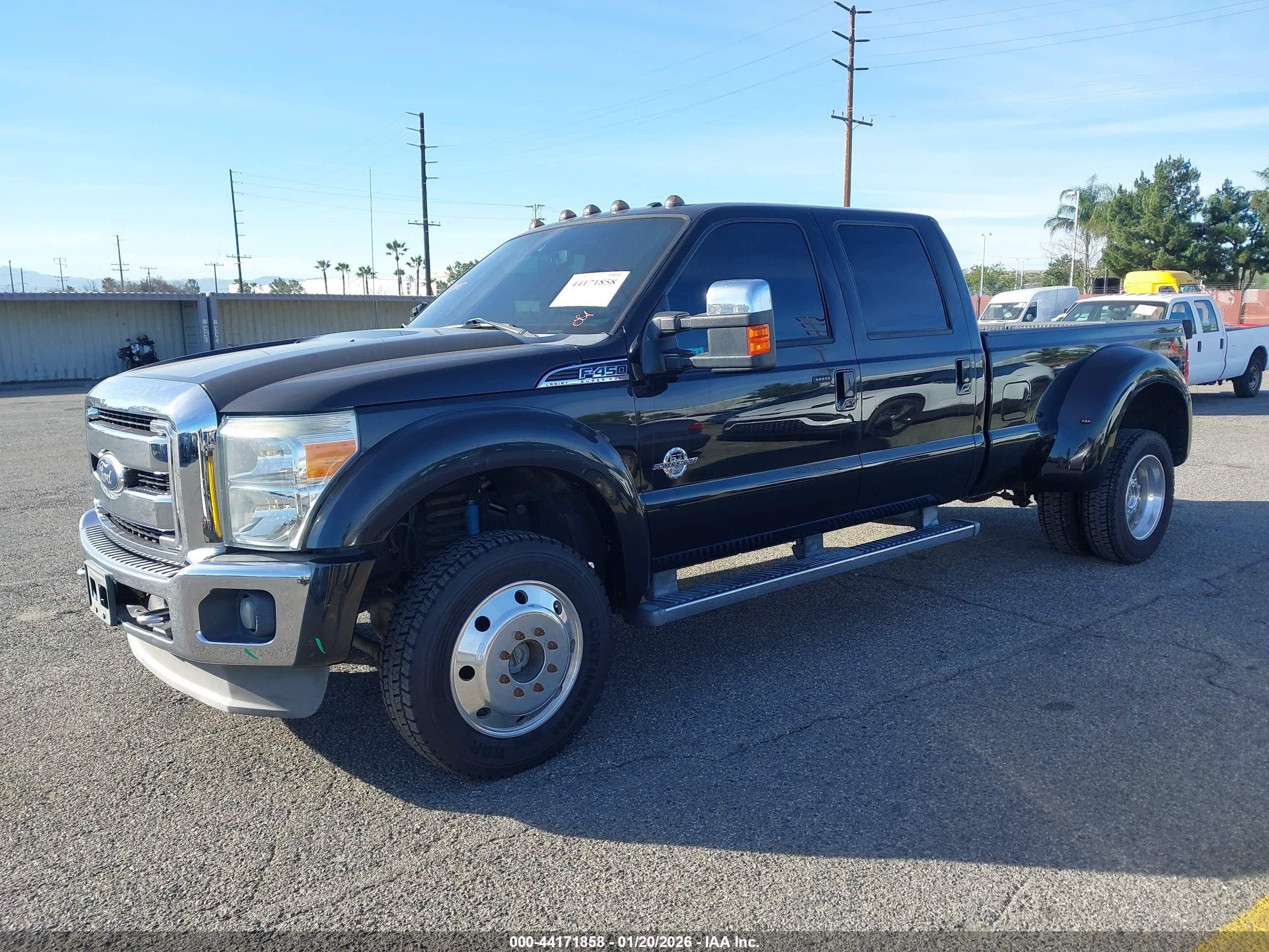 FORD F450 image 2