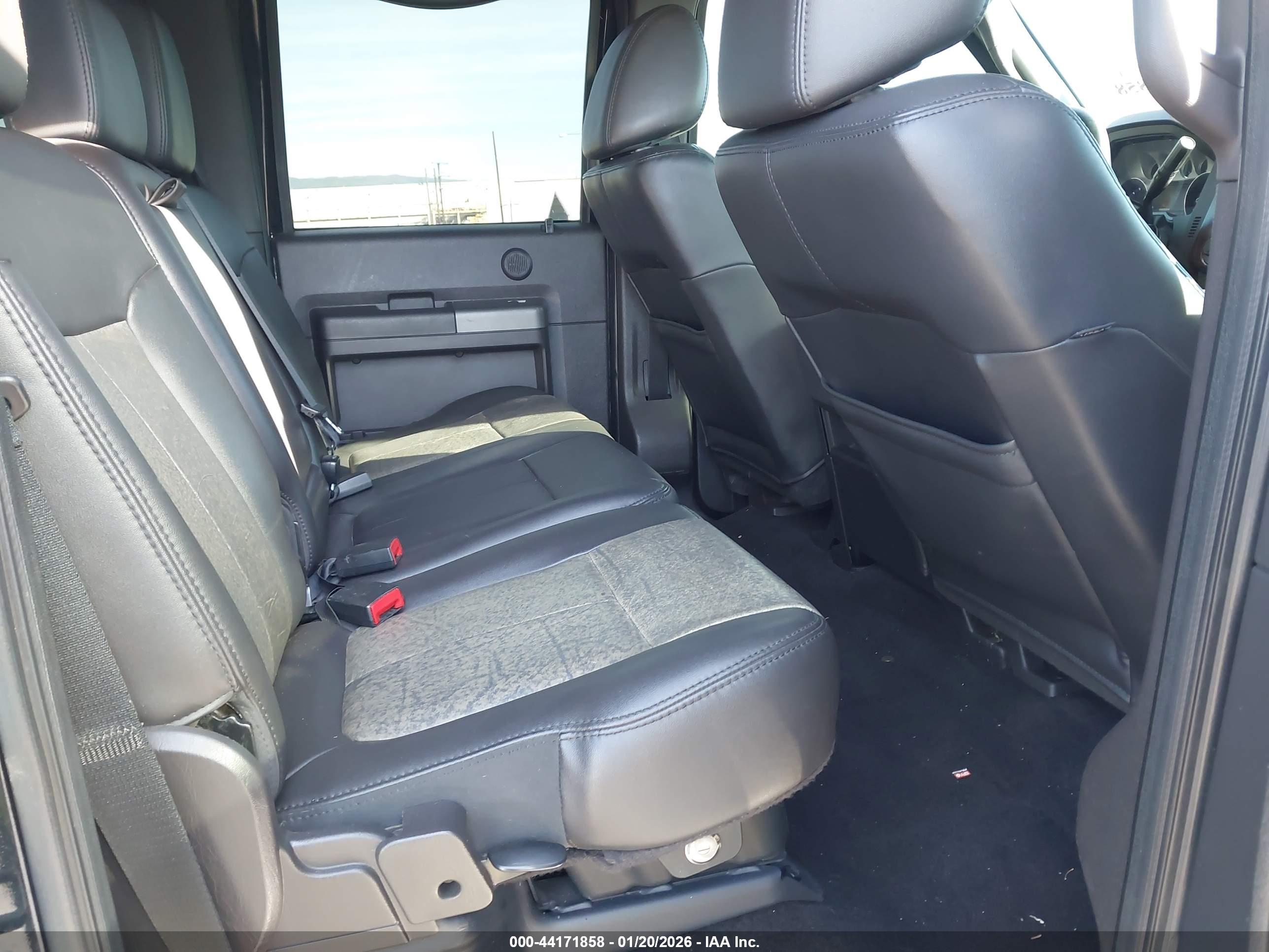 FORD F450 image 8