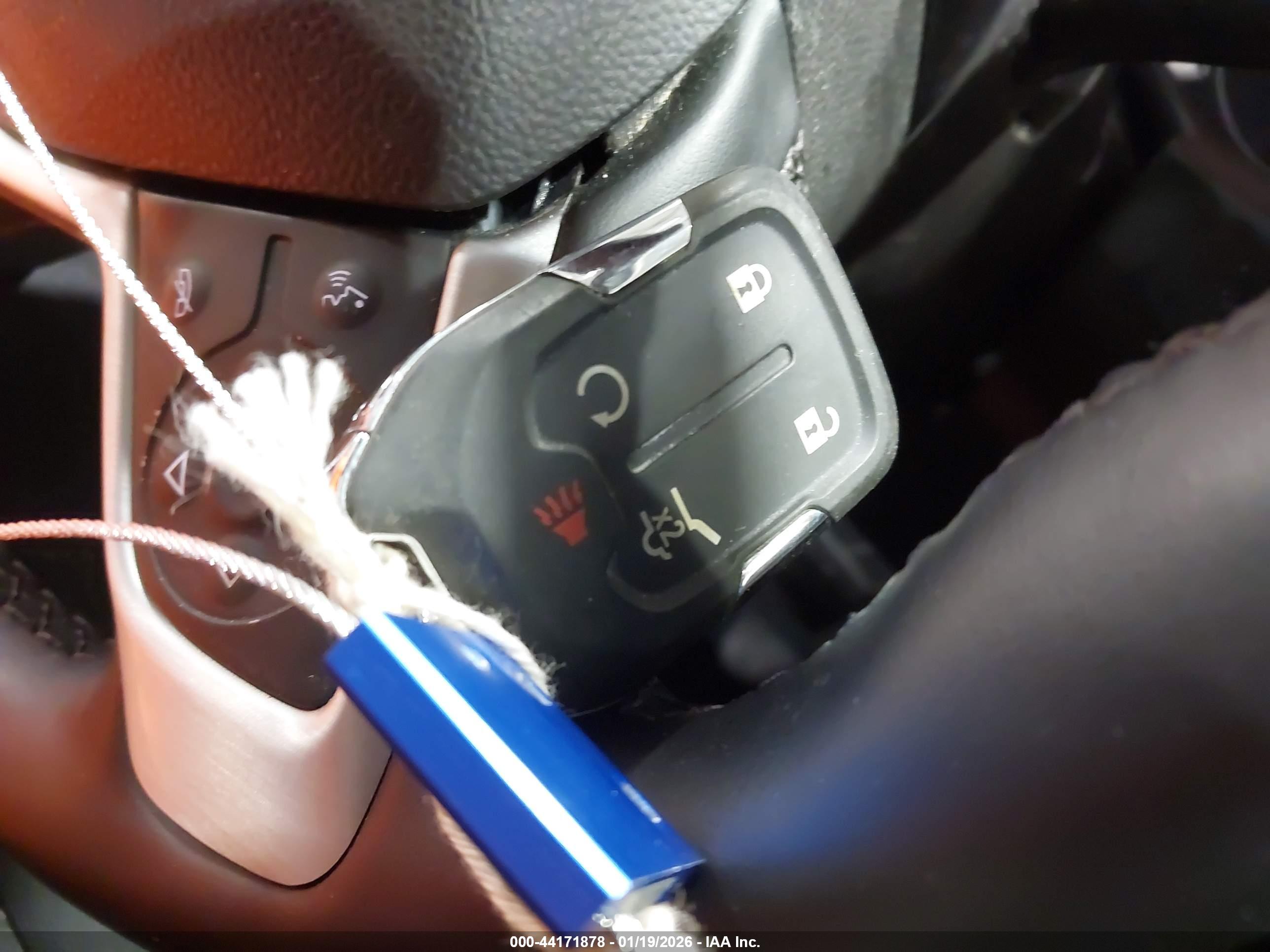 GMC ACADIA image 11