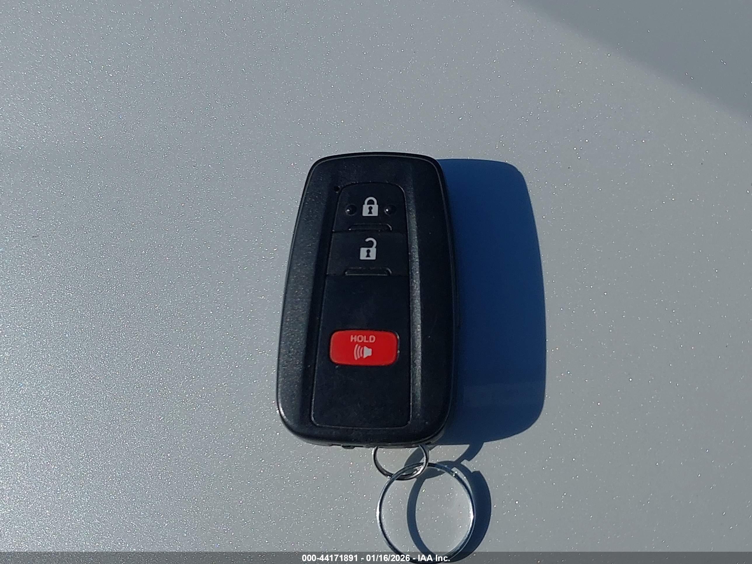 TOYOTA PRIUS image 11