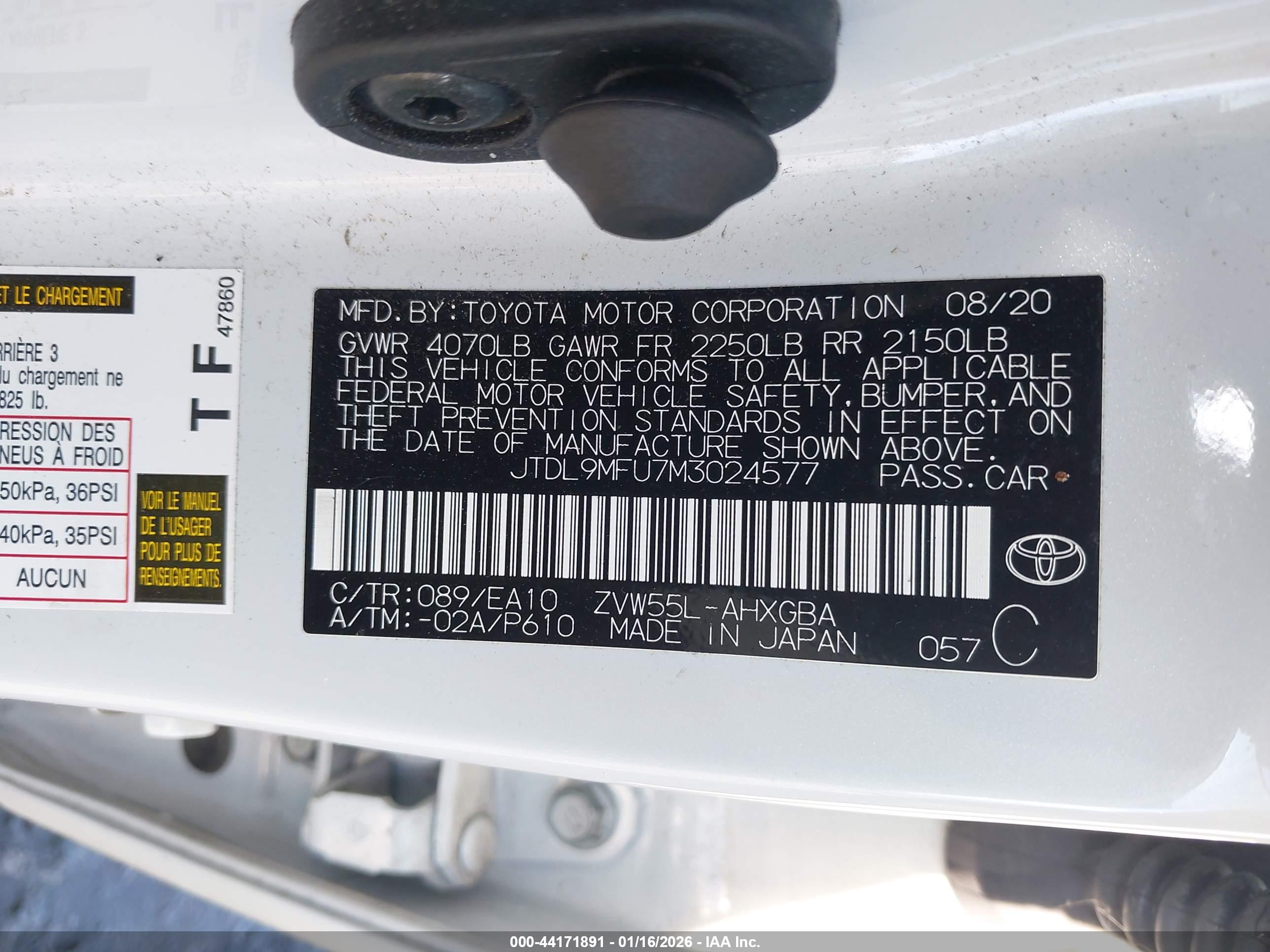 TOYOTA PRIUS image 9