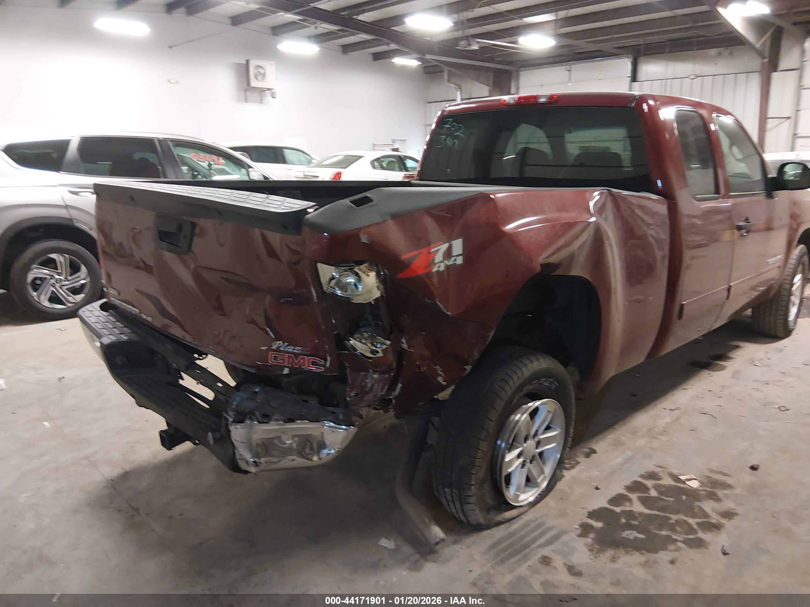 GMC SIERRA image 6