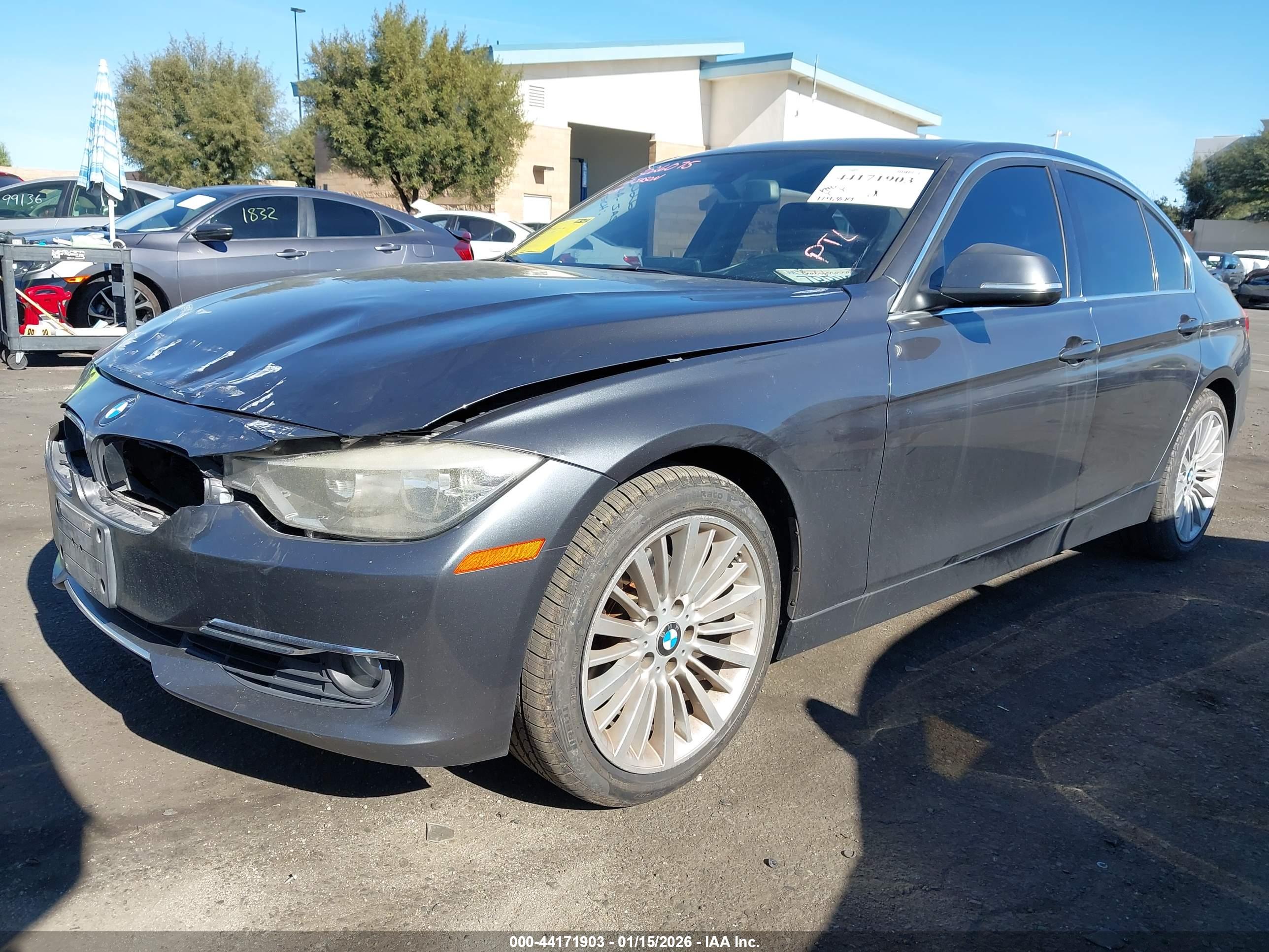 BMW 328I image 2