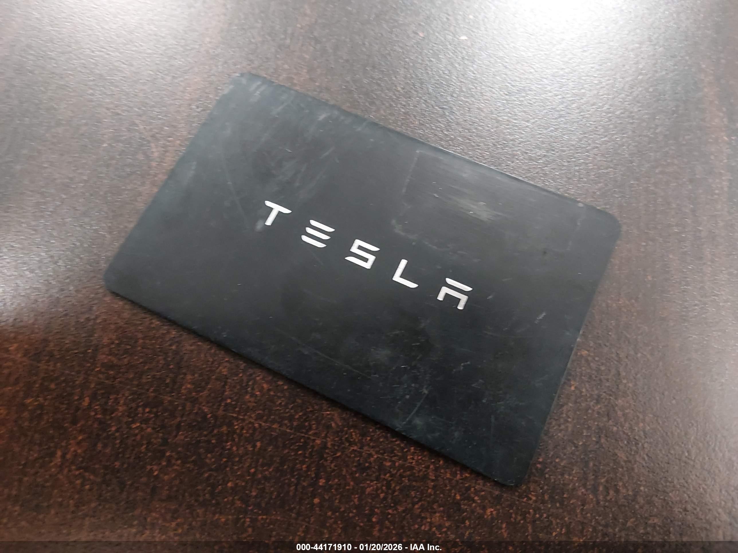 TESLA MODEL image 11