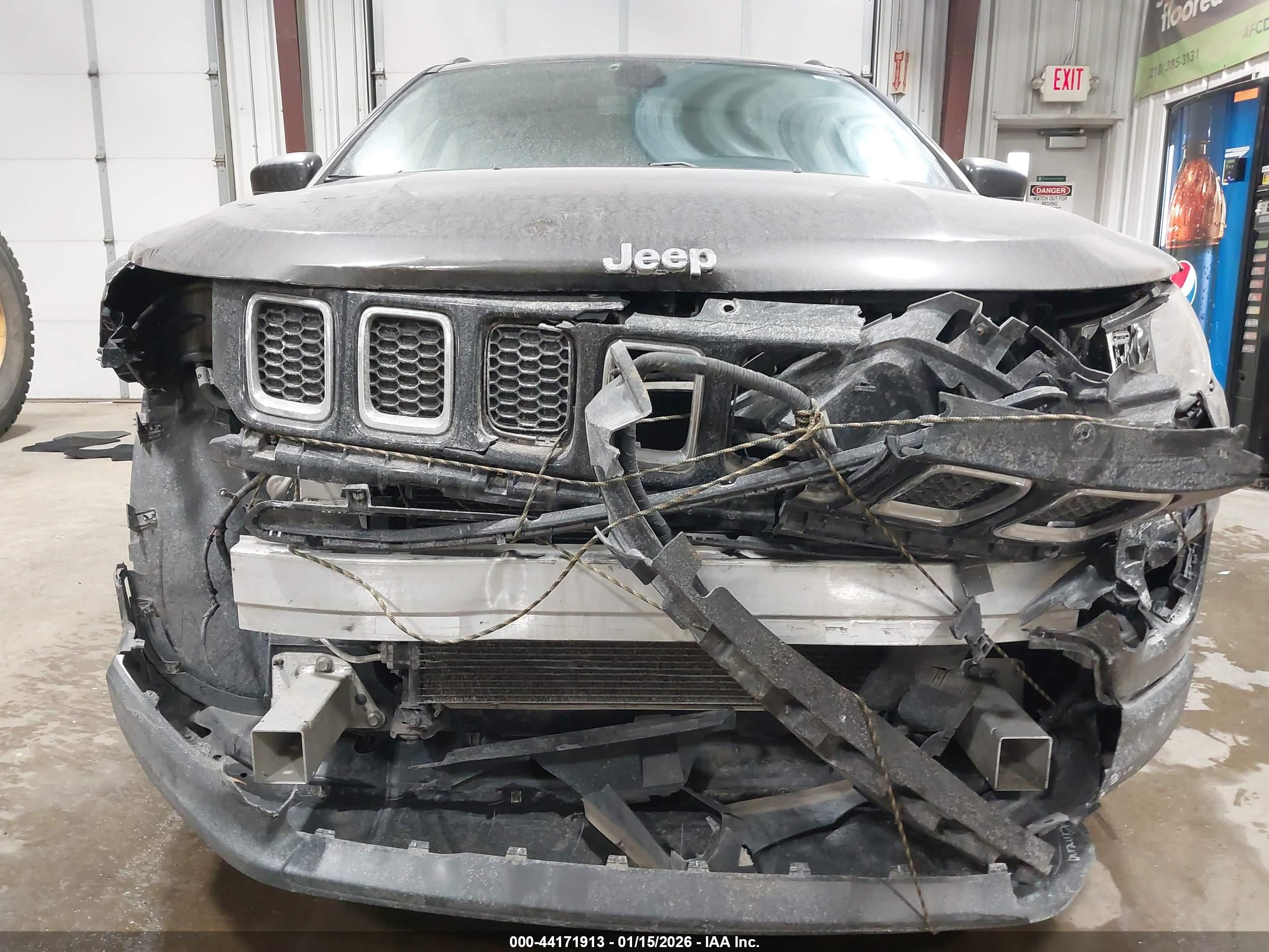 JEEP COMPASS image 6