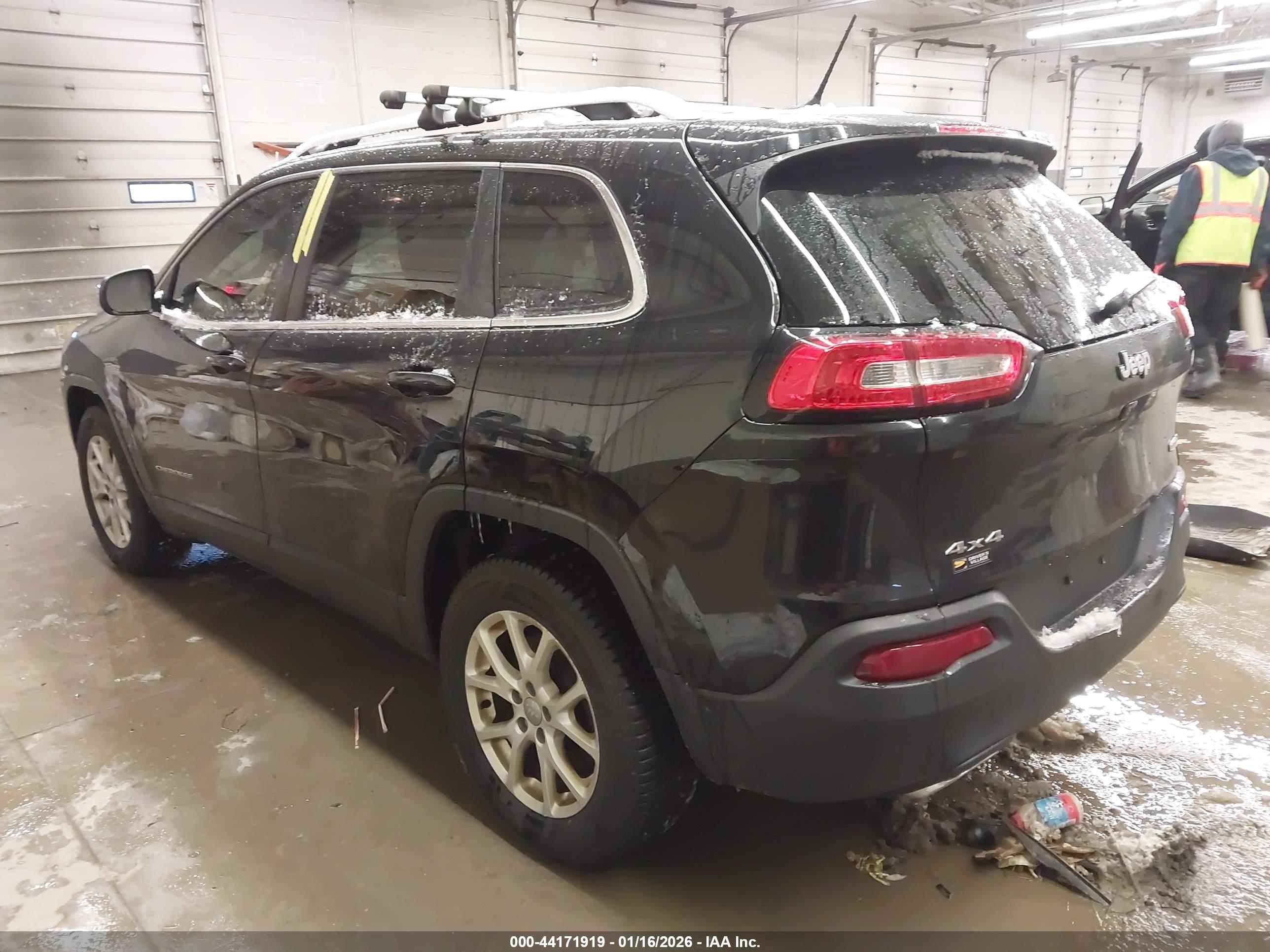 JEEP CHEROKEE image 3