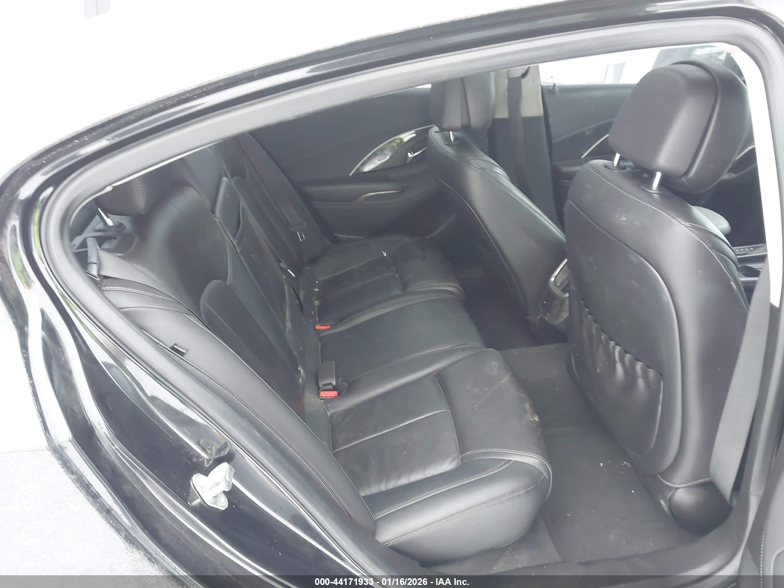 BUICK LACROSSE image 8