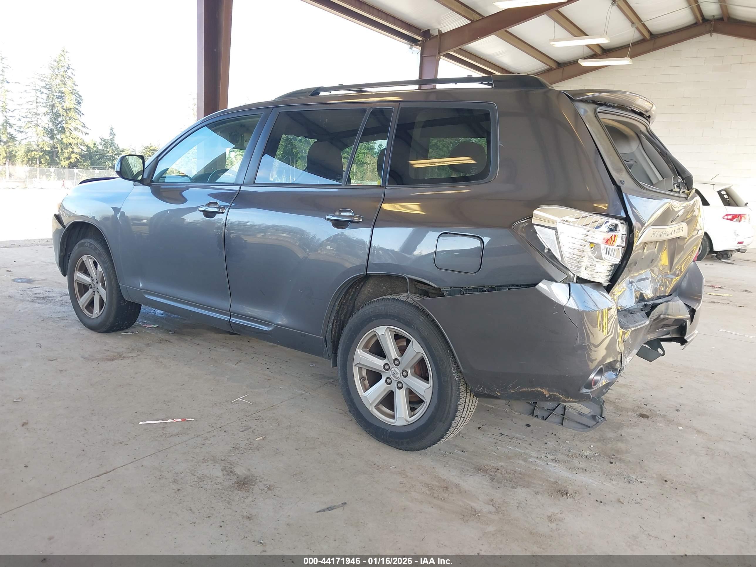 TOYOTA HIGHLANDER image 3