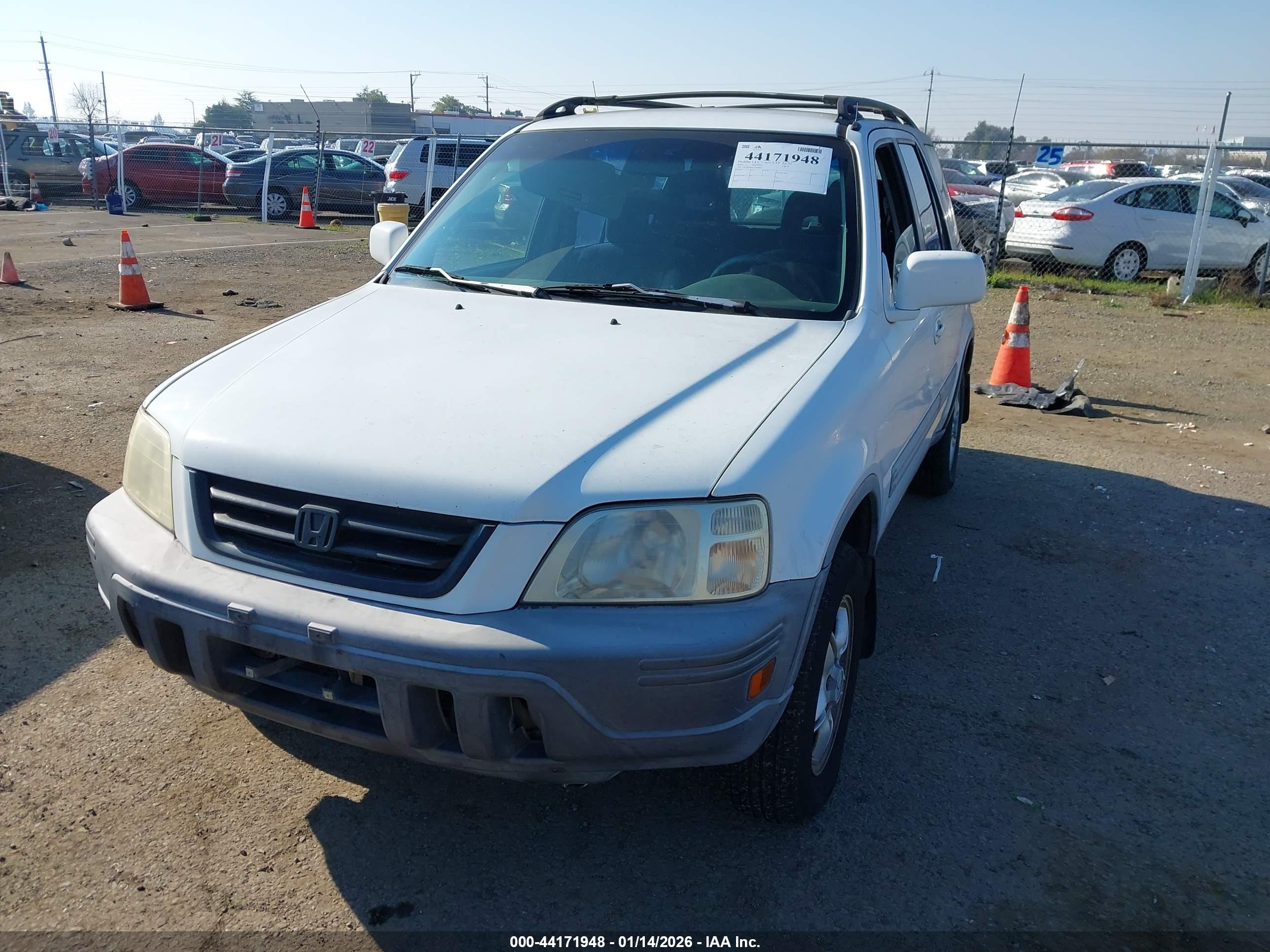 HONDA CR-V image 2