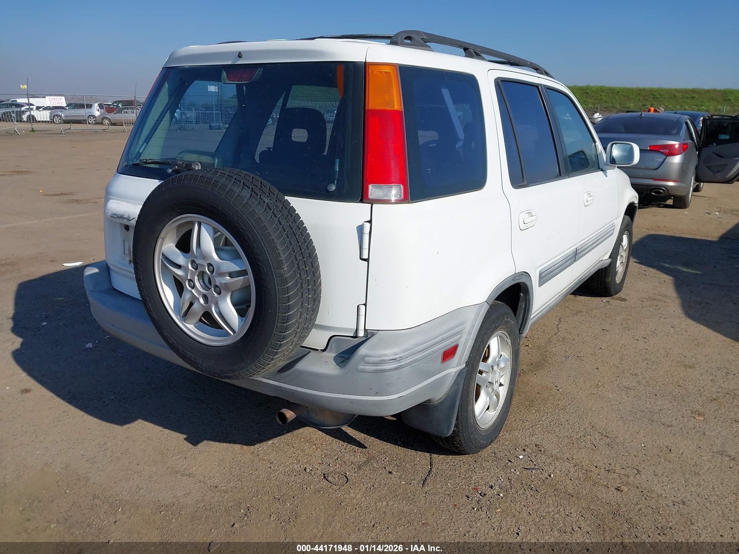 HONDA CR-V image 4