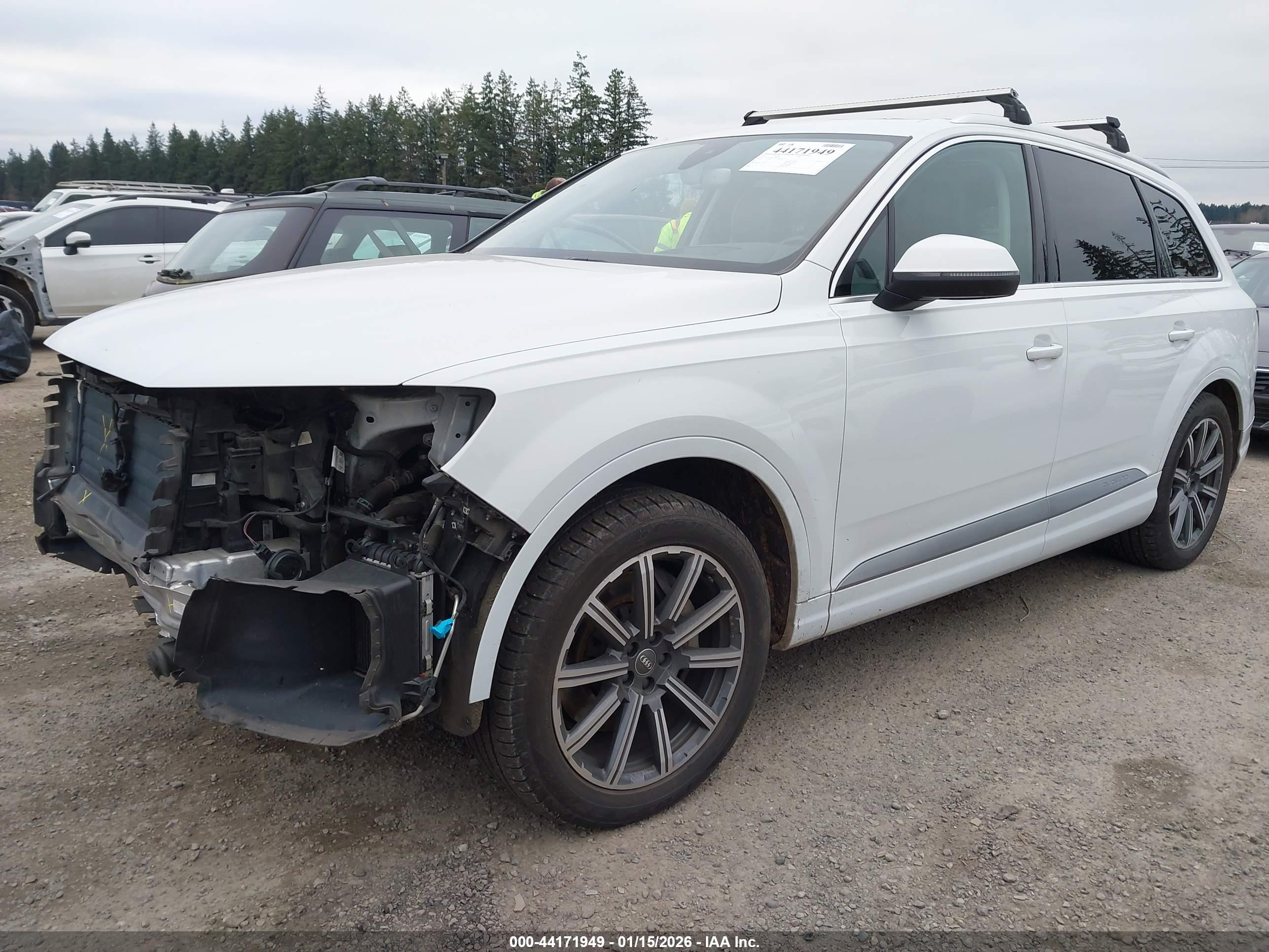 AUDI Q7 image 2