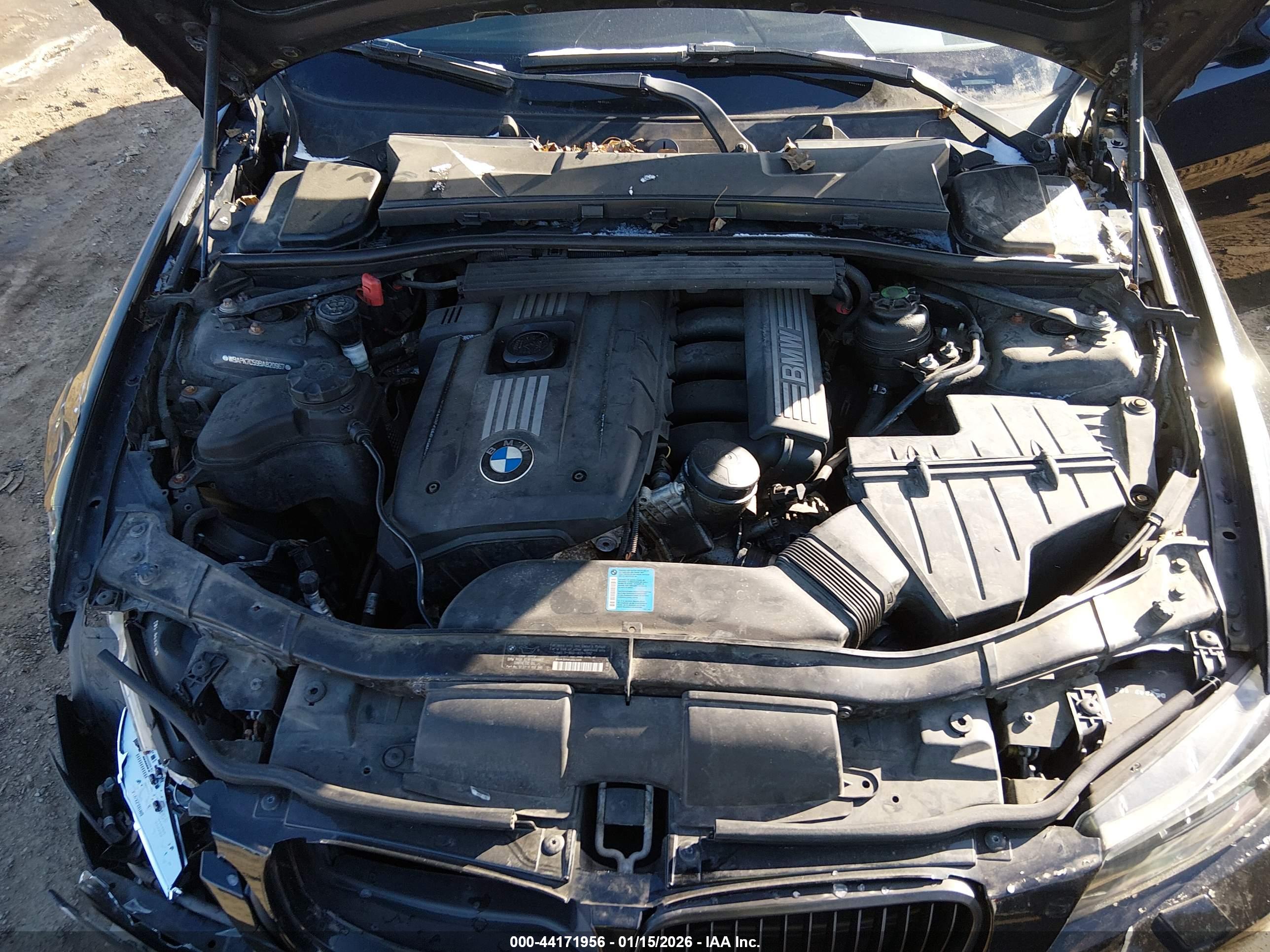 BMW 328I image 10