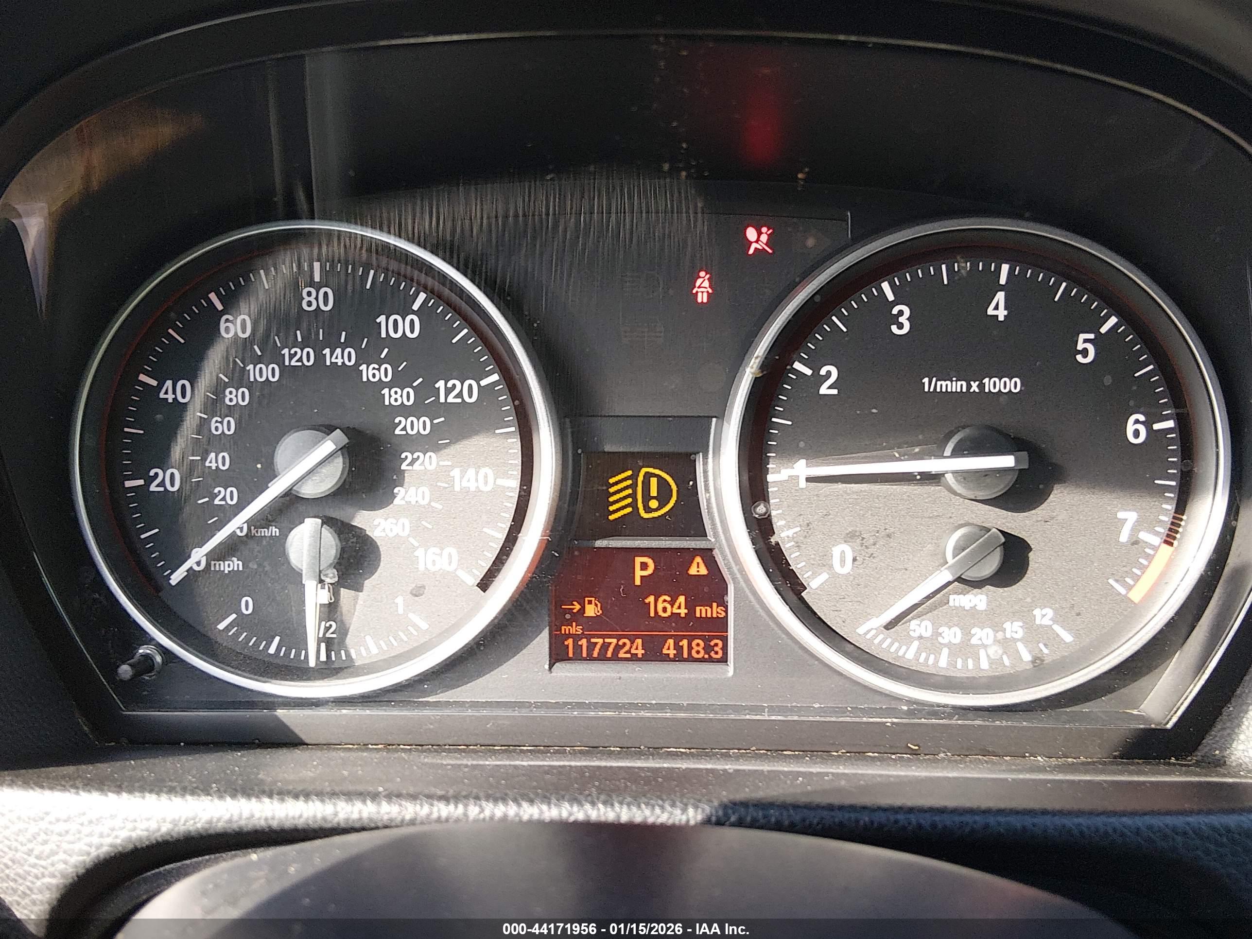 BMW 328I image 7
