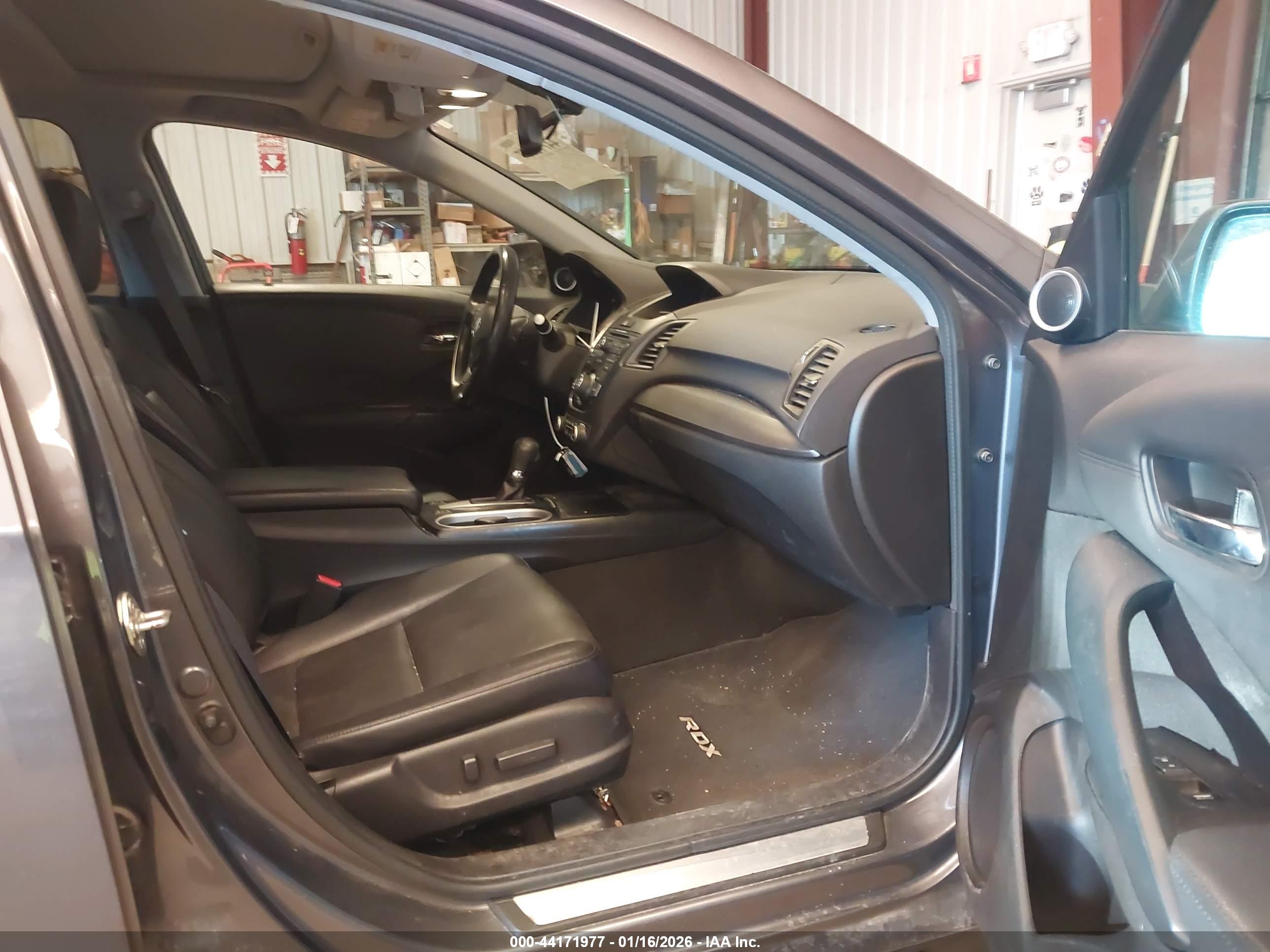 ACURA RDX image 5