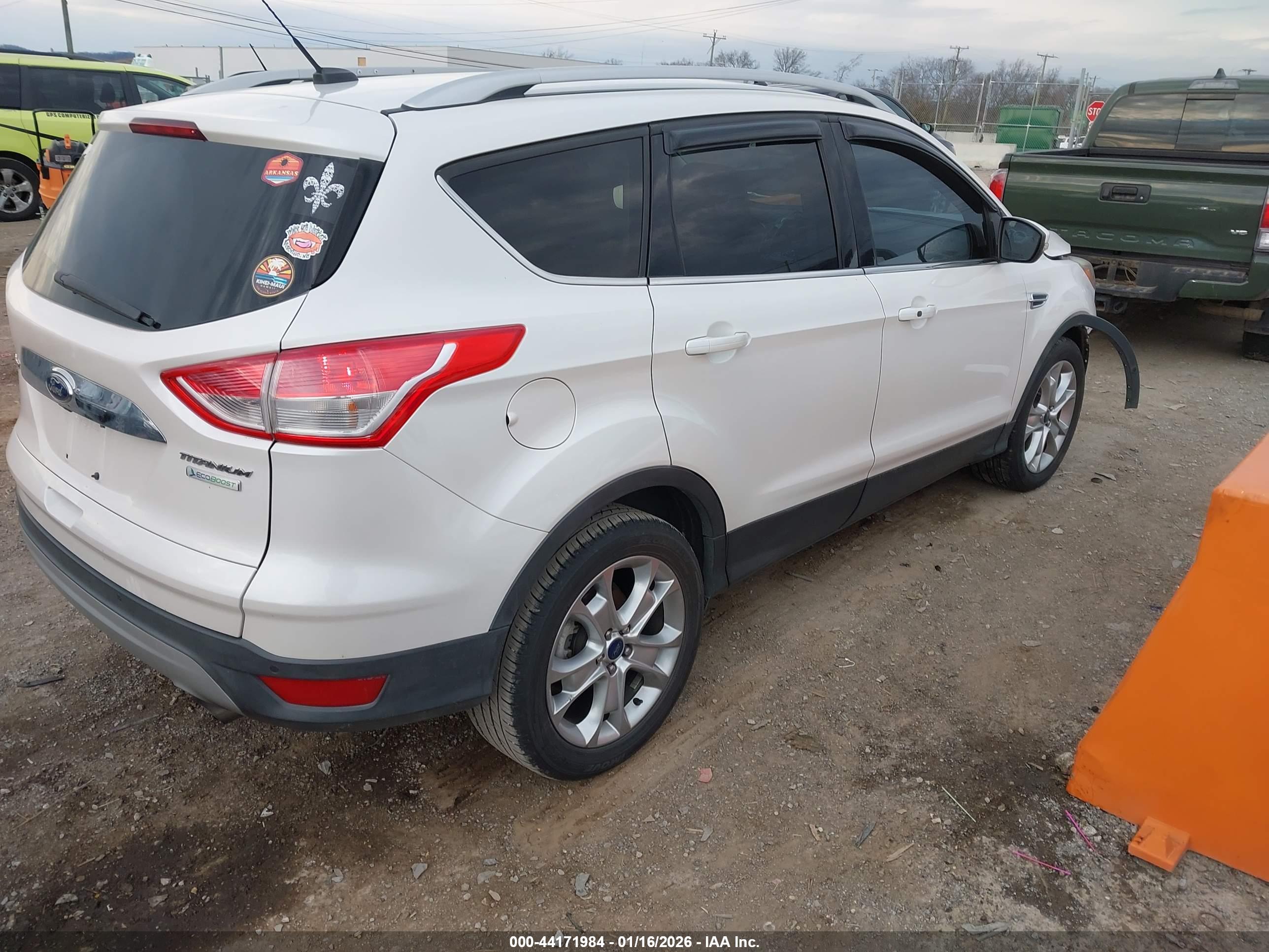 FORD ESCAPE image 4