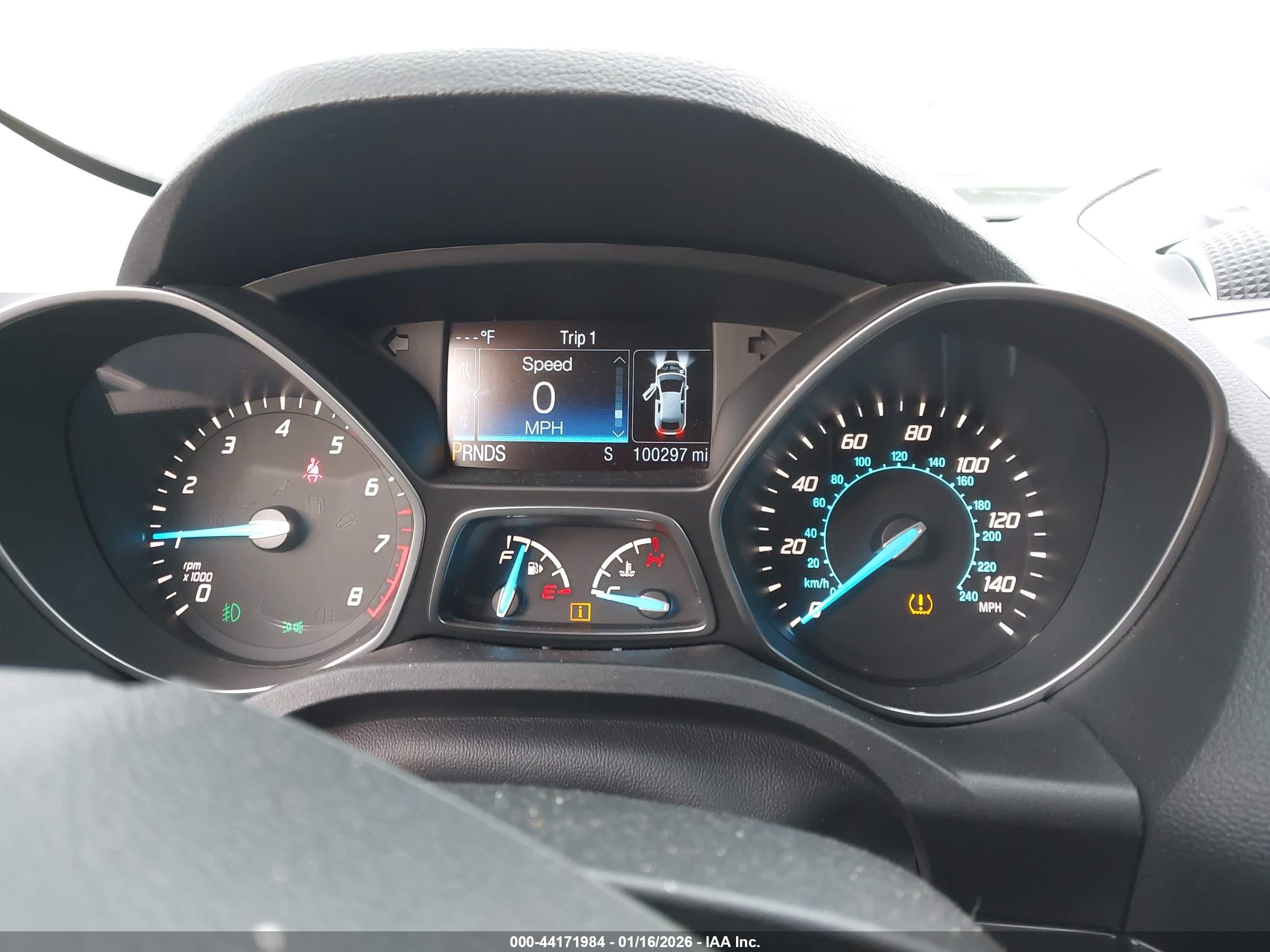 FORD ESCAPE image 7
