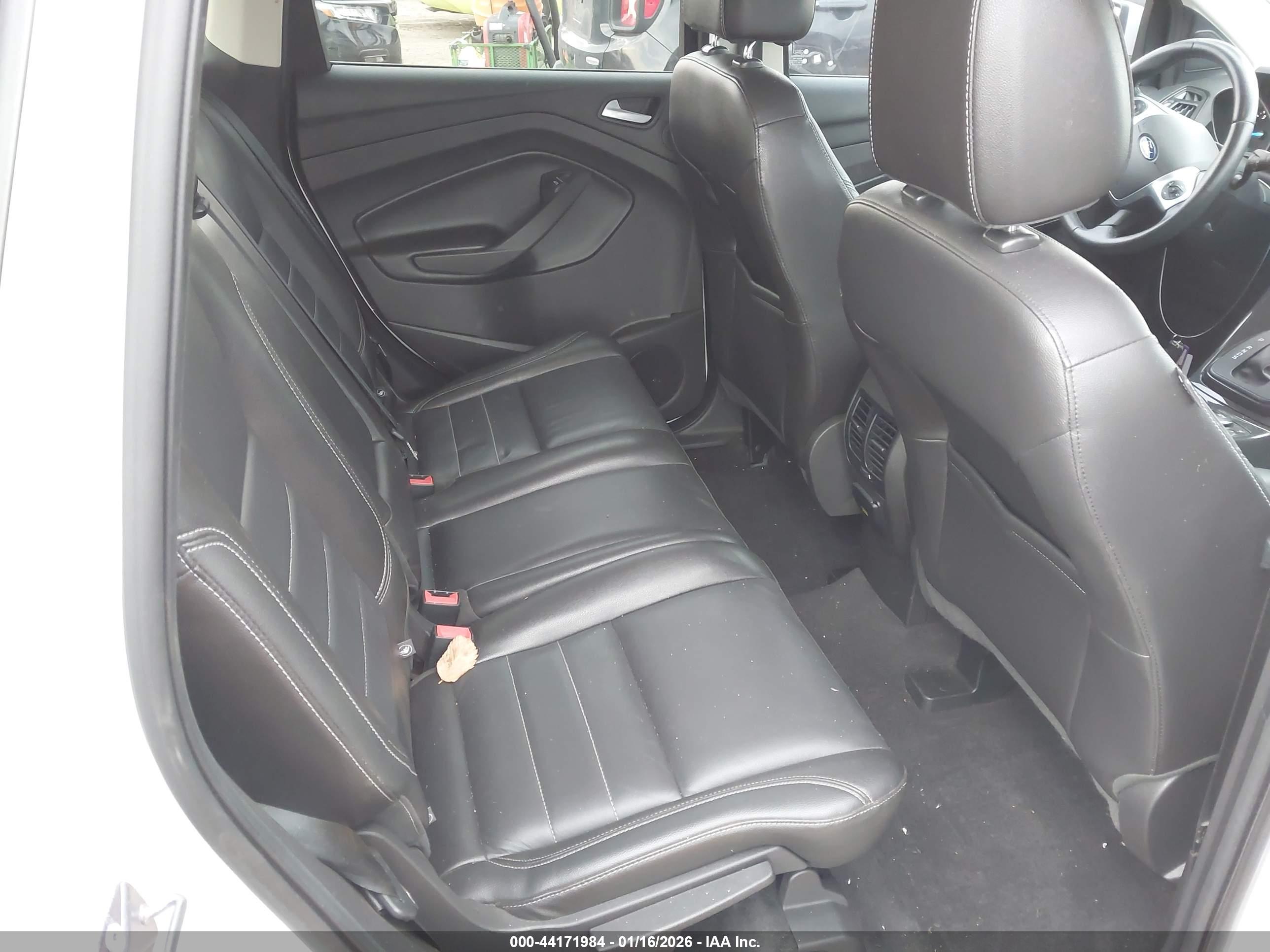 FORD ESCAPE image 8