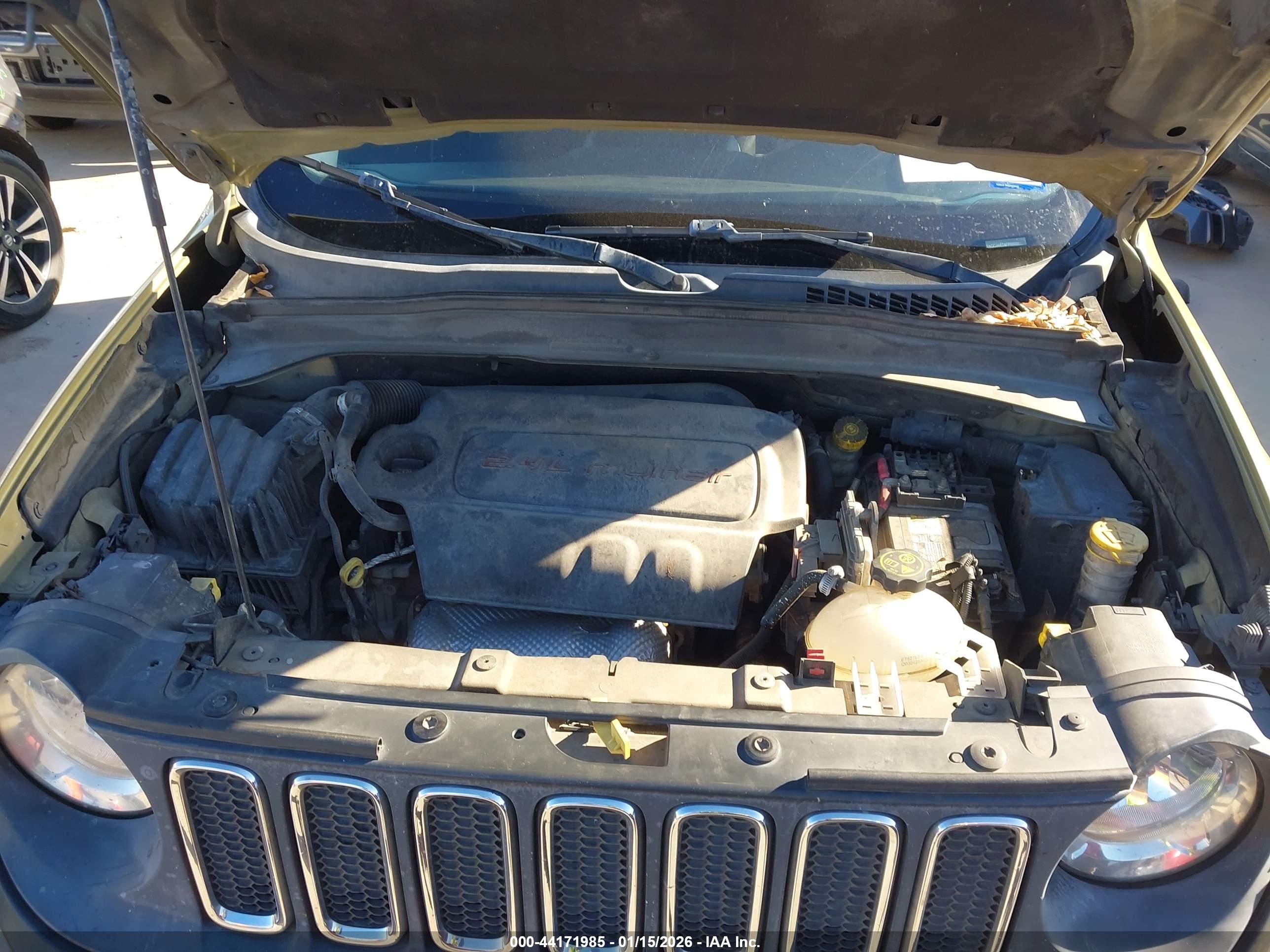 JEEP RENEGADE image 10