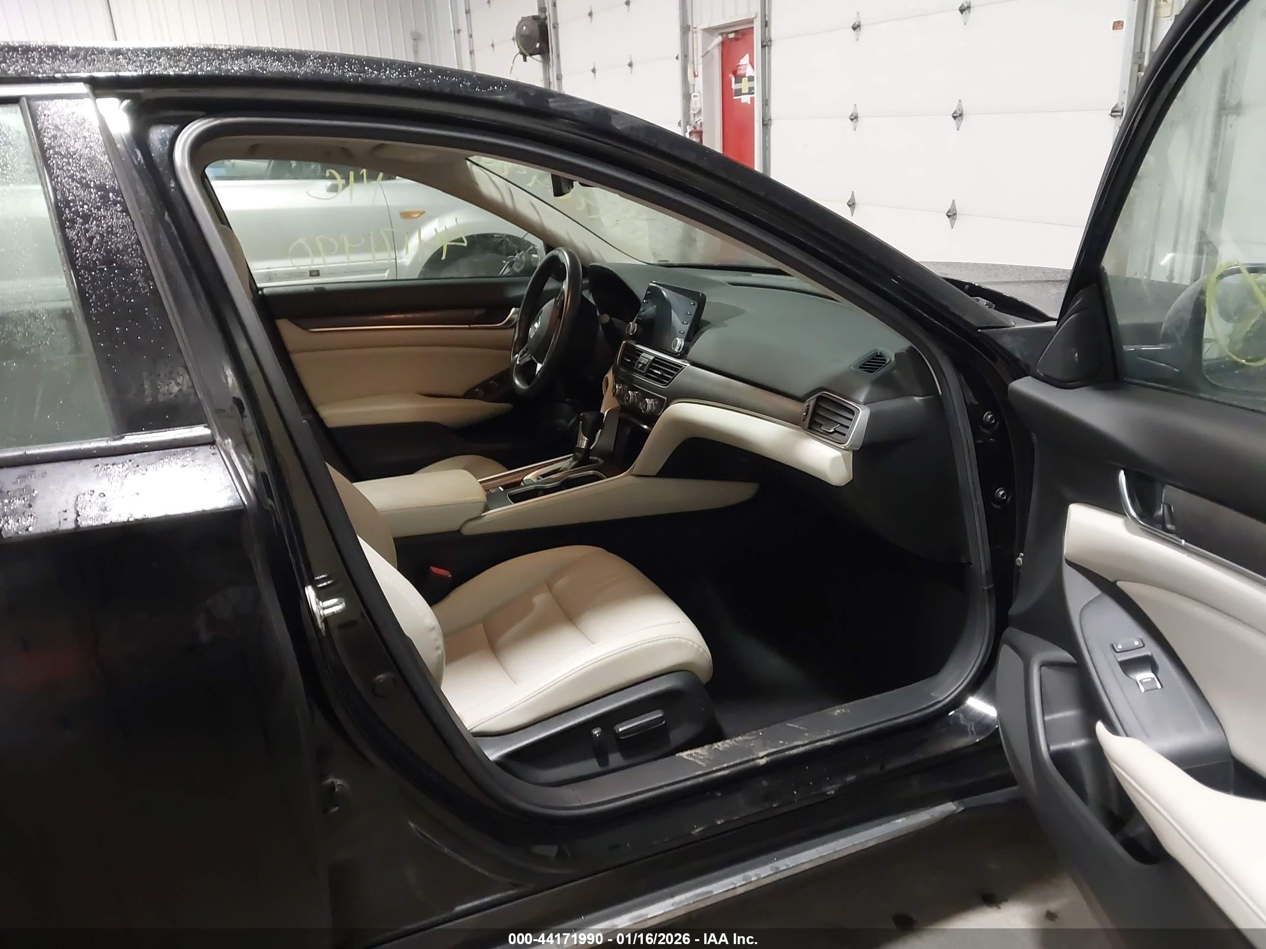 HONDA ACCORD image 5