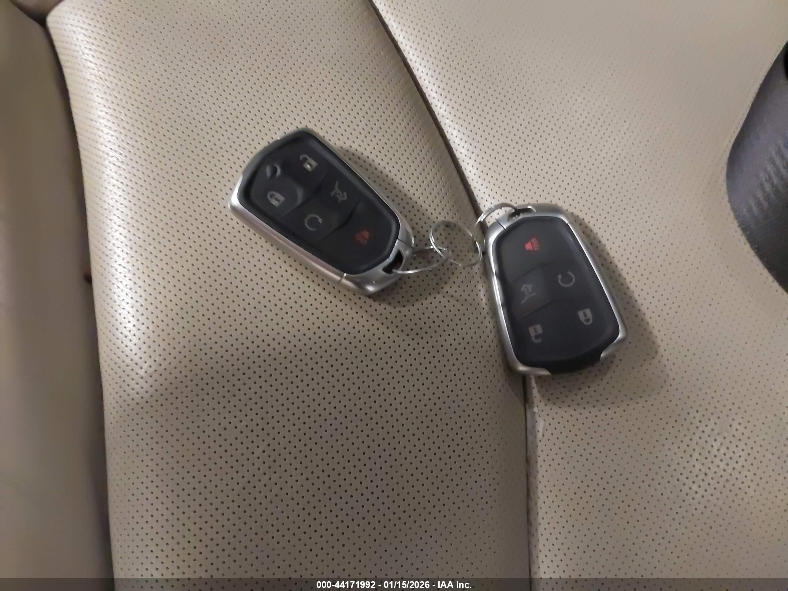 CADILLAC XT5 image 11