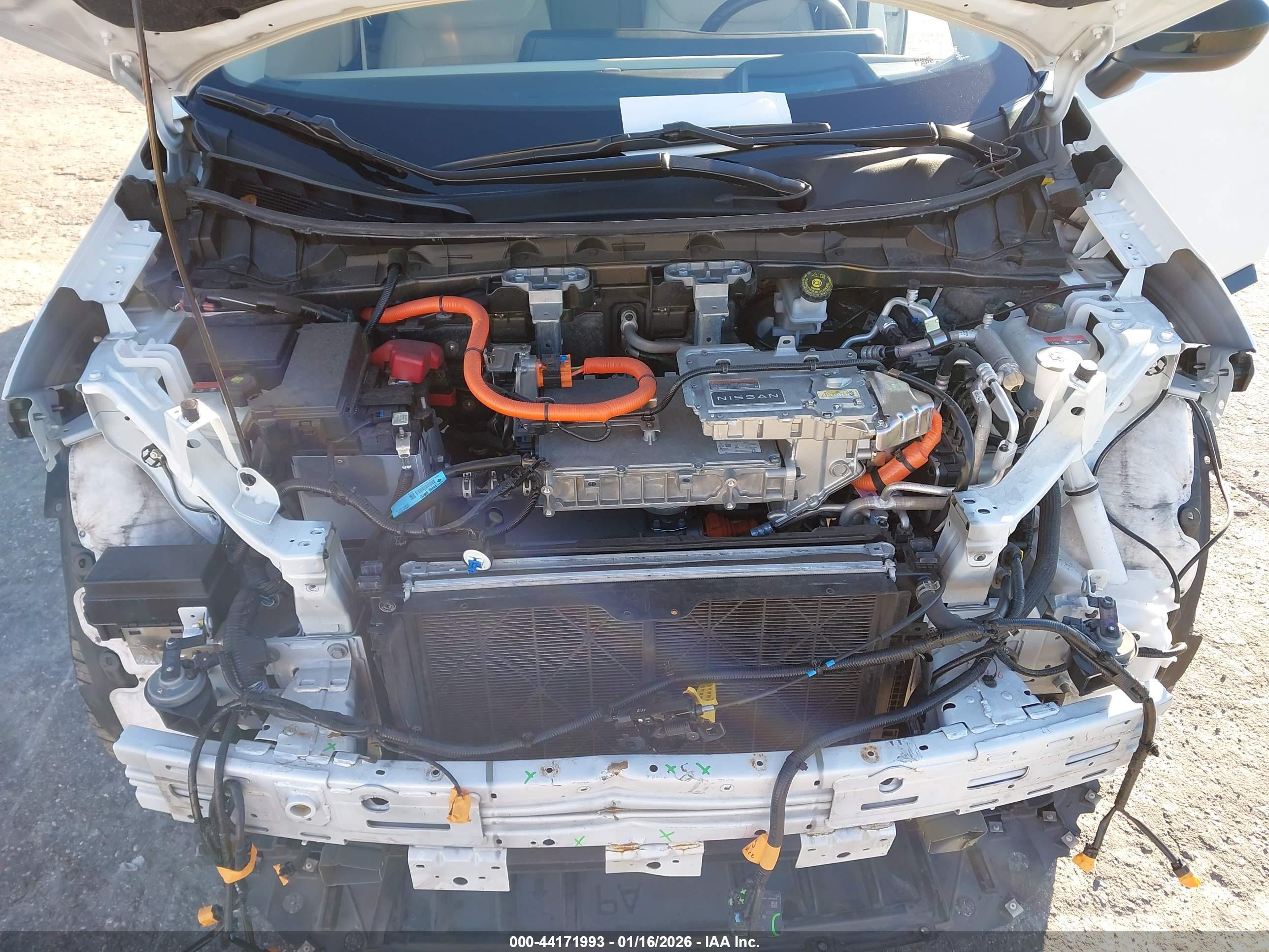 NISSAN ARIYA image 10
