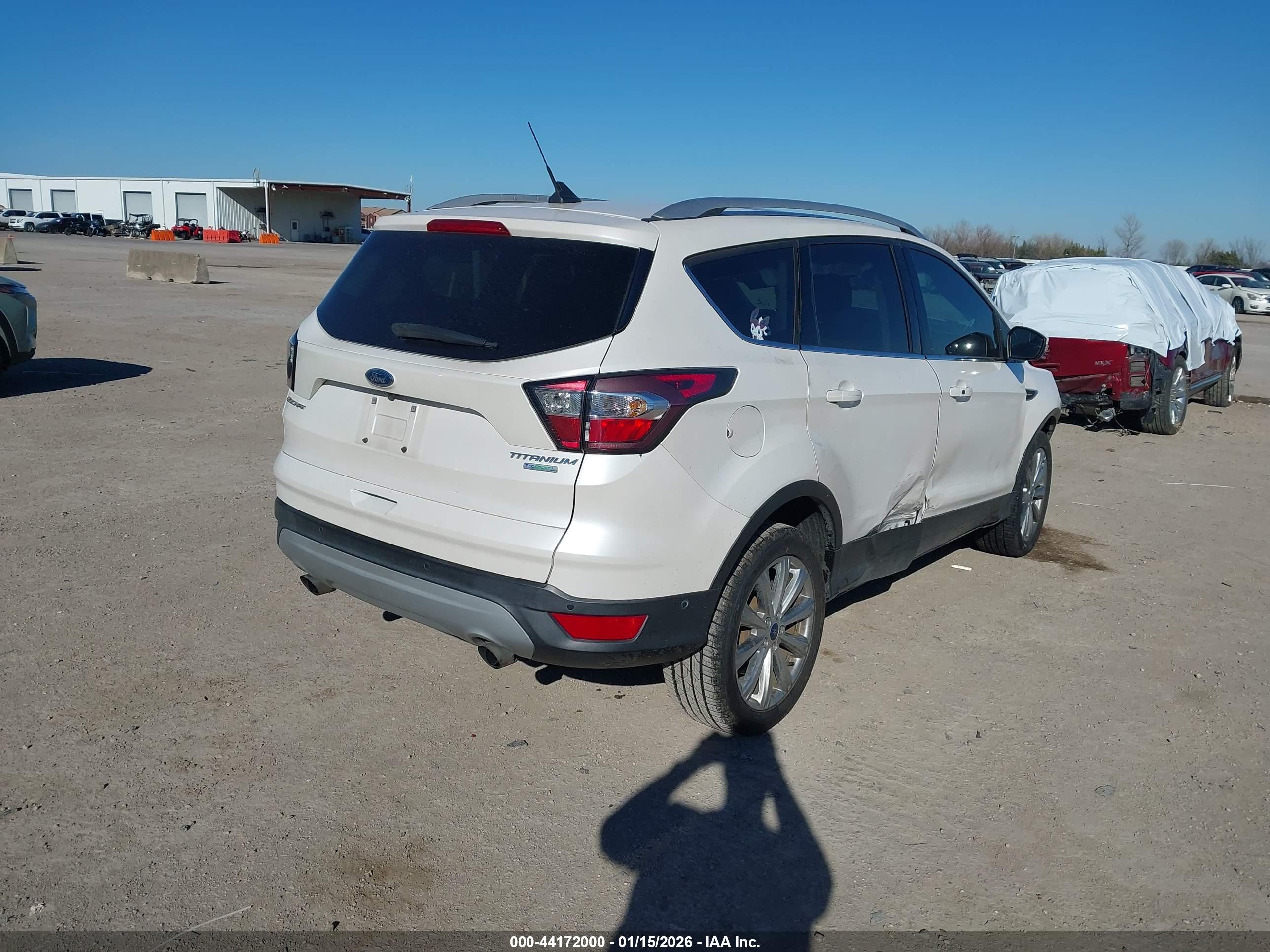 FORD ESCAPE image 4