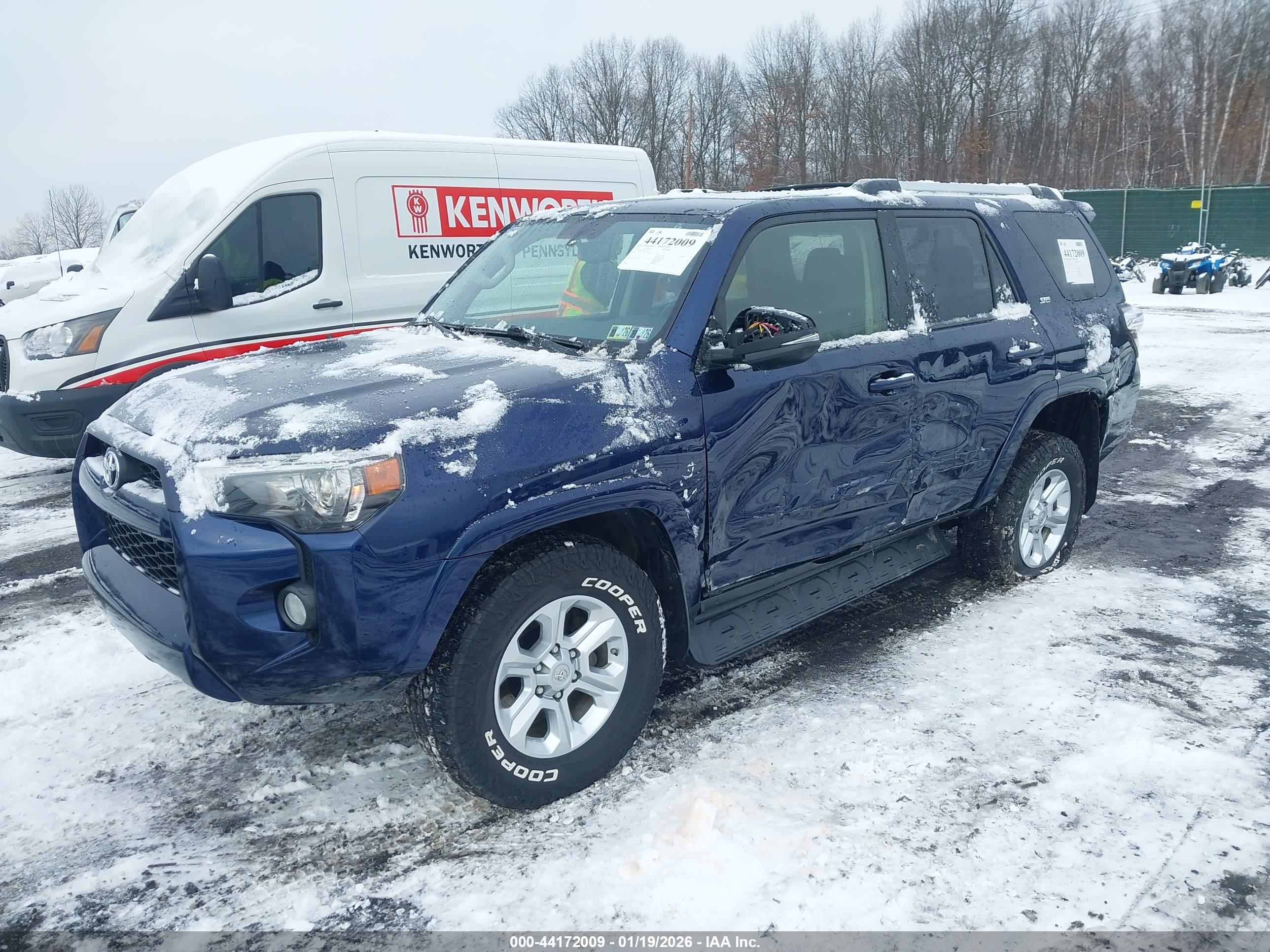 TOYOTA 4RUNNER image 2