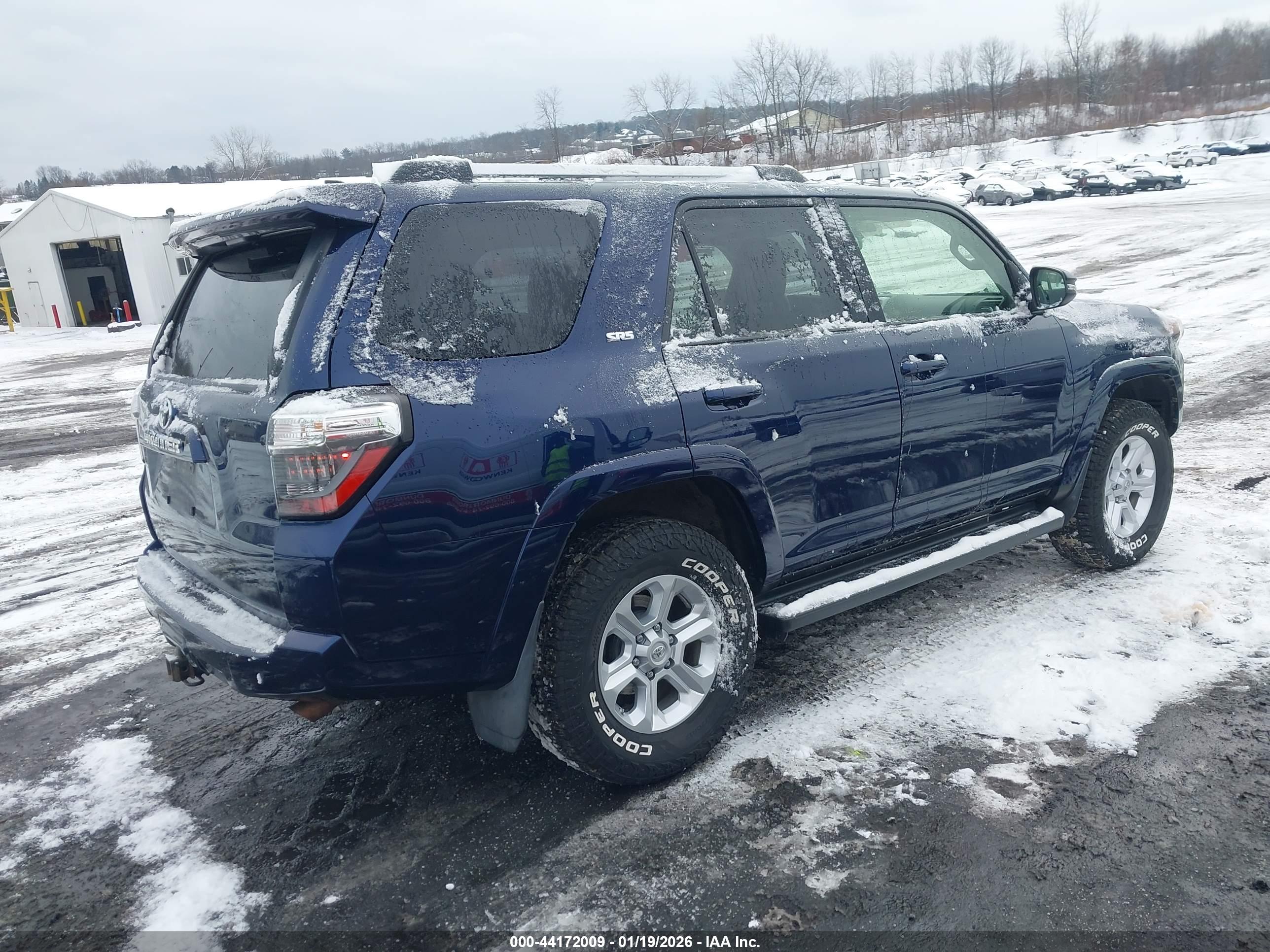 TOYOTA 4RUNNER image 4