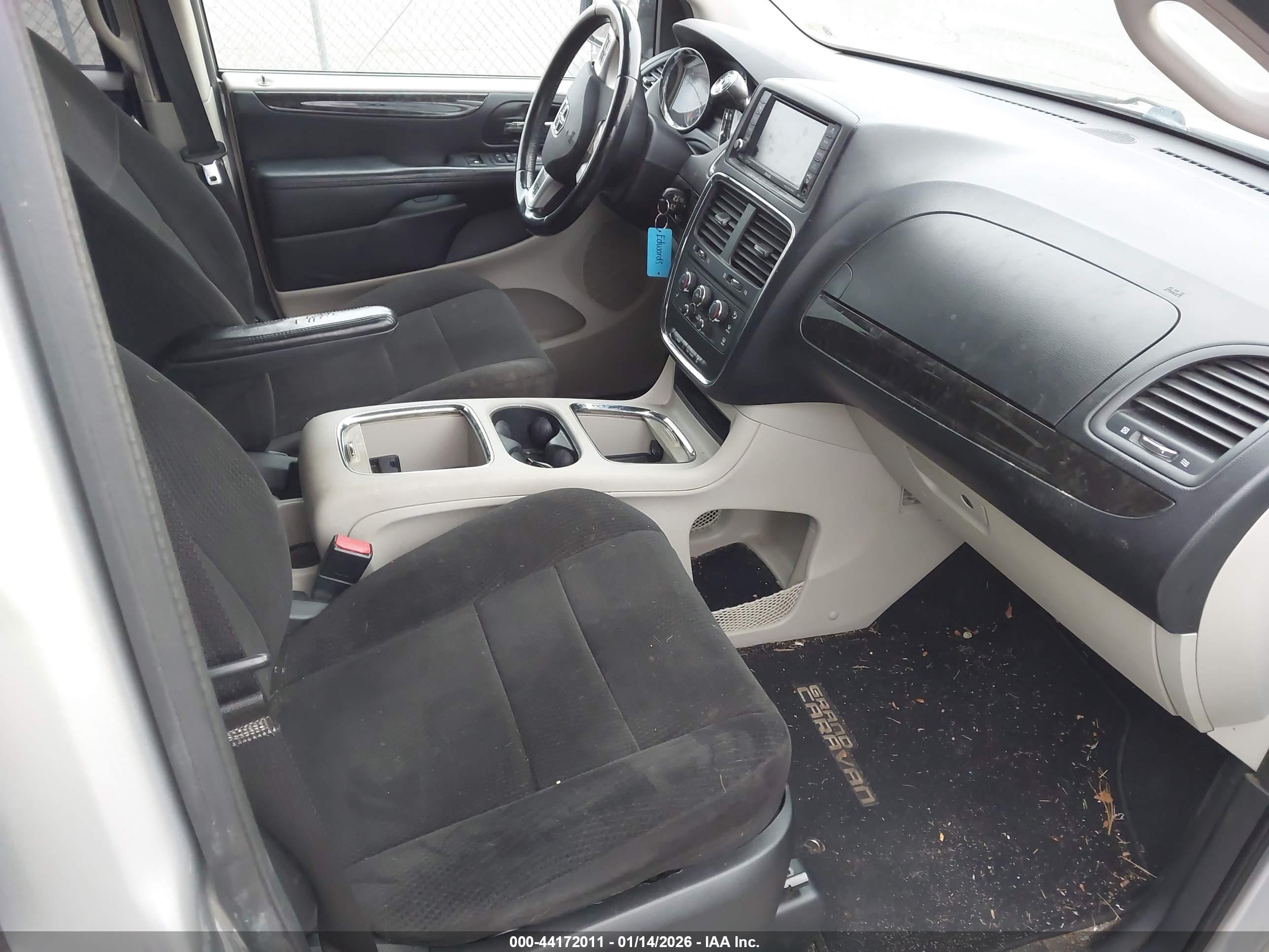 DODGE GRAND image 5