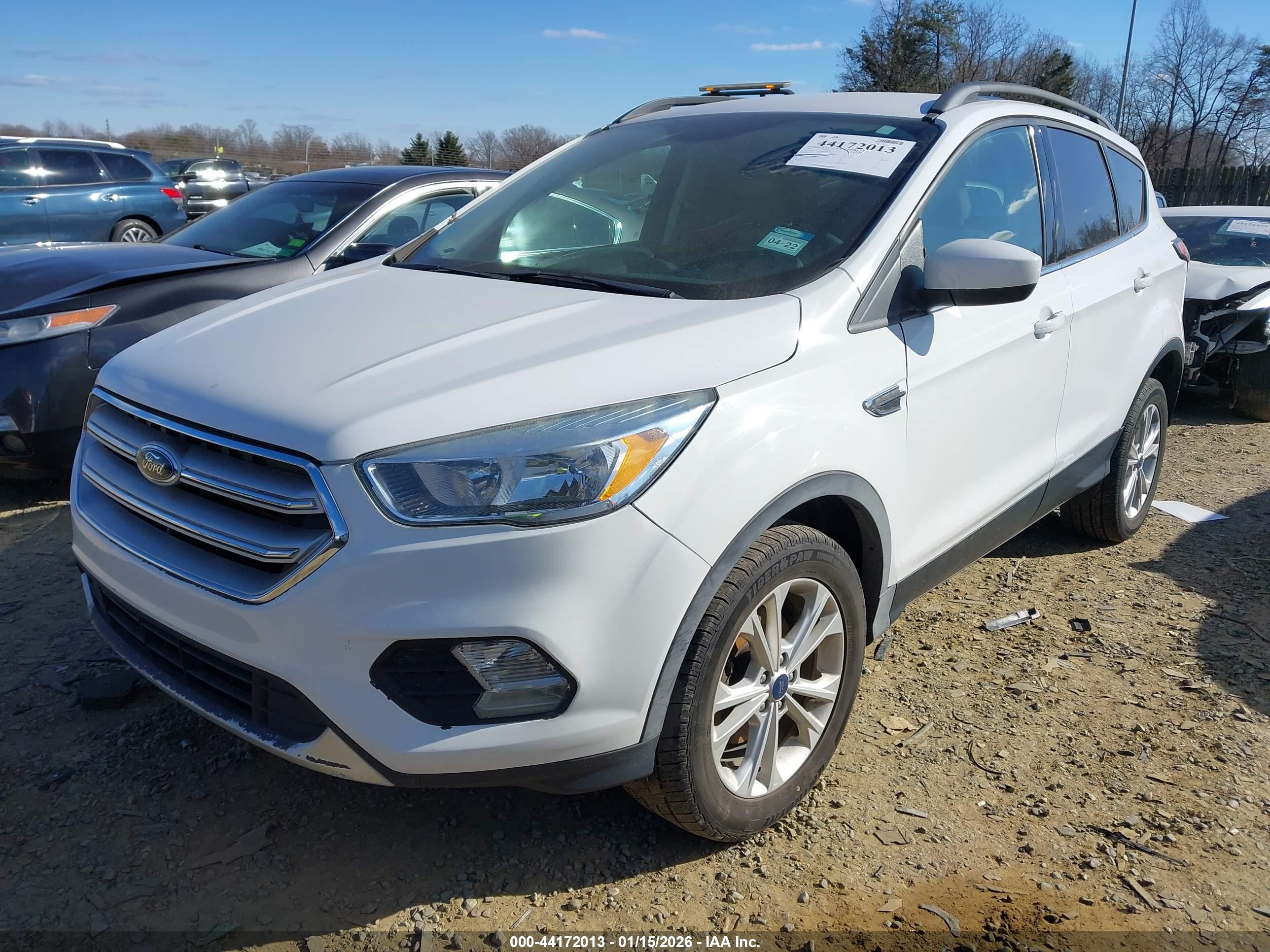 FORD ESCAPE image 2