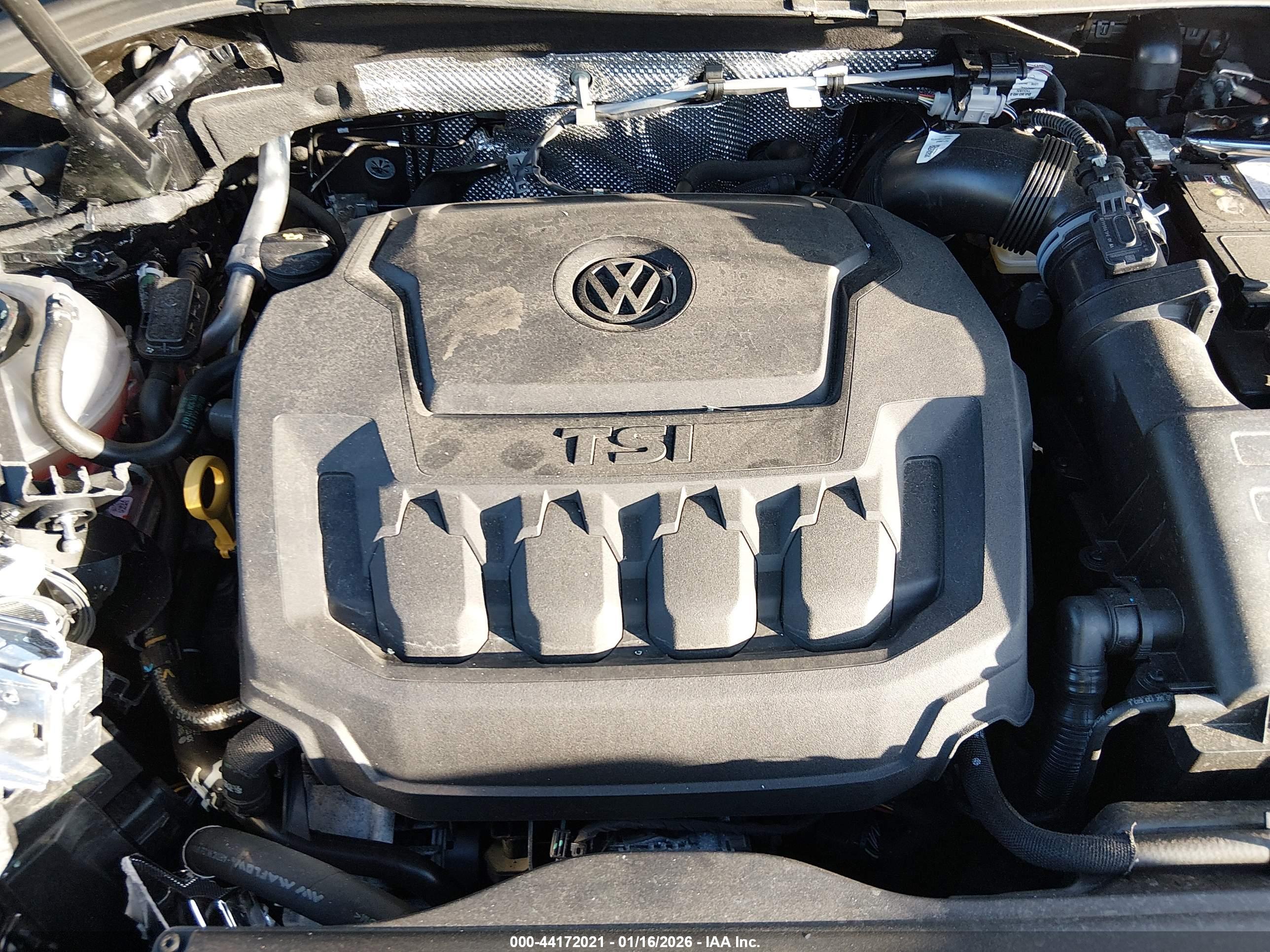 VOLKSWAGEN TIGUAN image 10