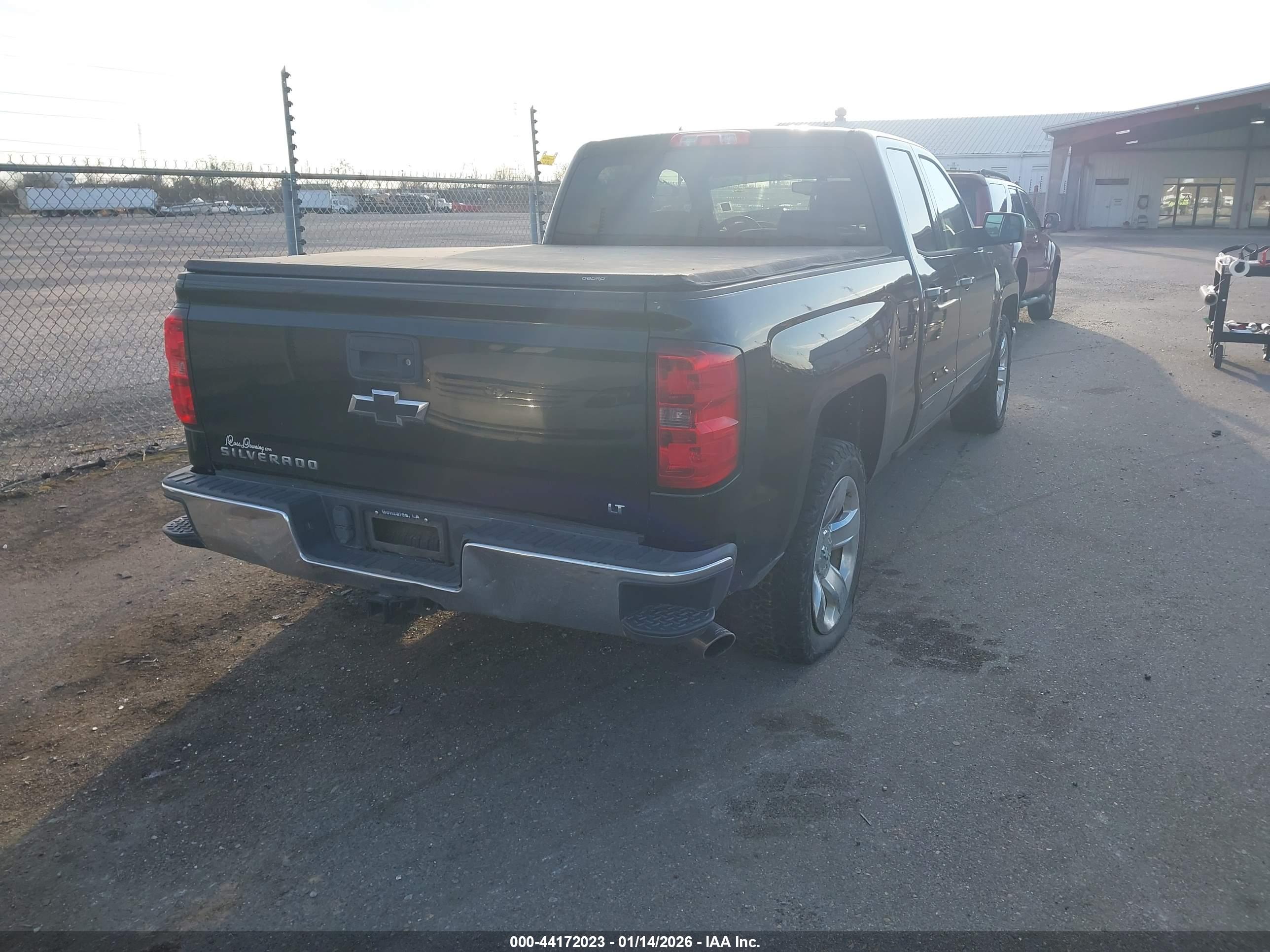 CHEVROLET SILVERADO image 4