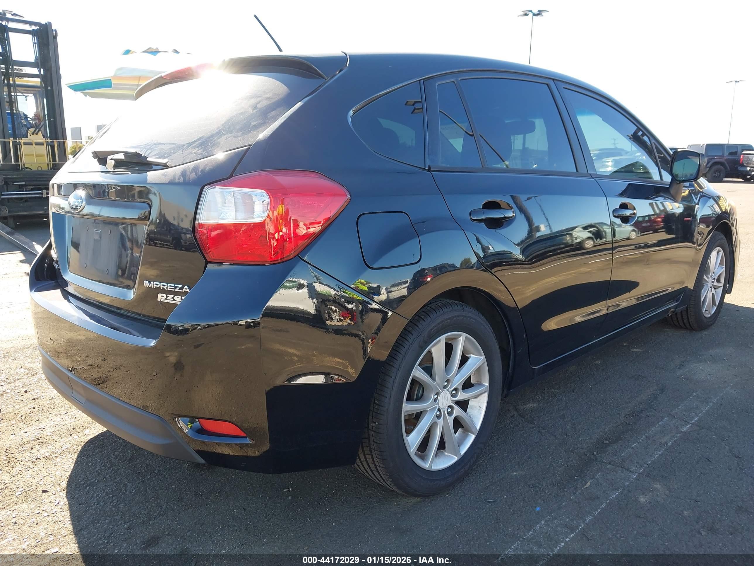 SUBARU IMPREZA image 4