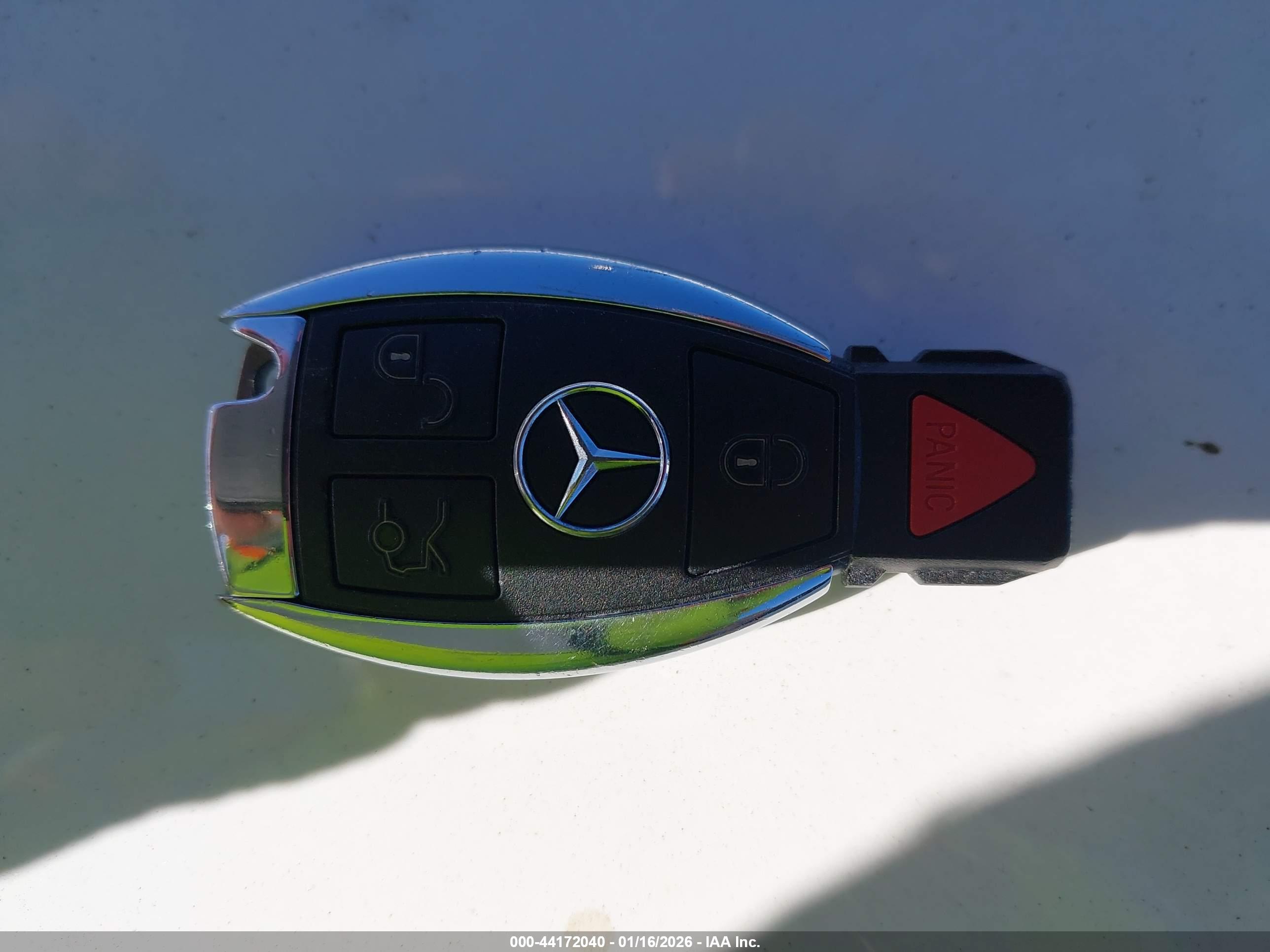 MERCEDES-BENZ CLS image 11