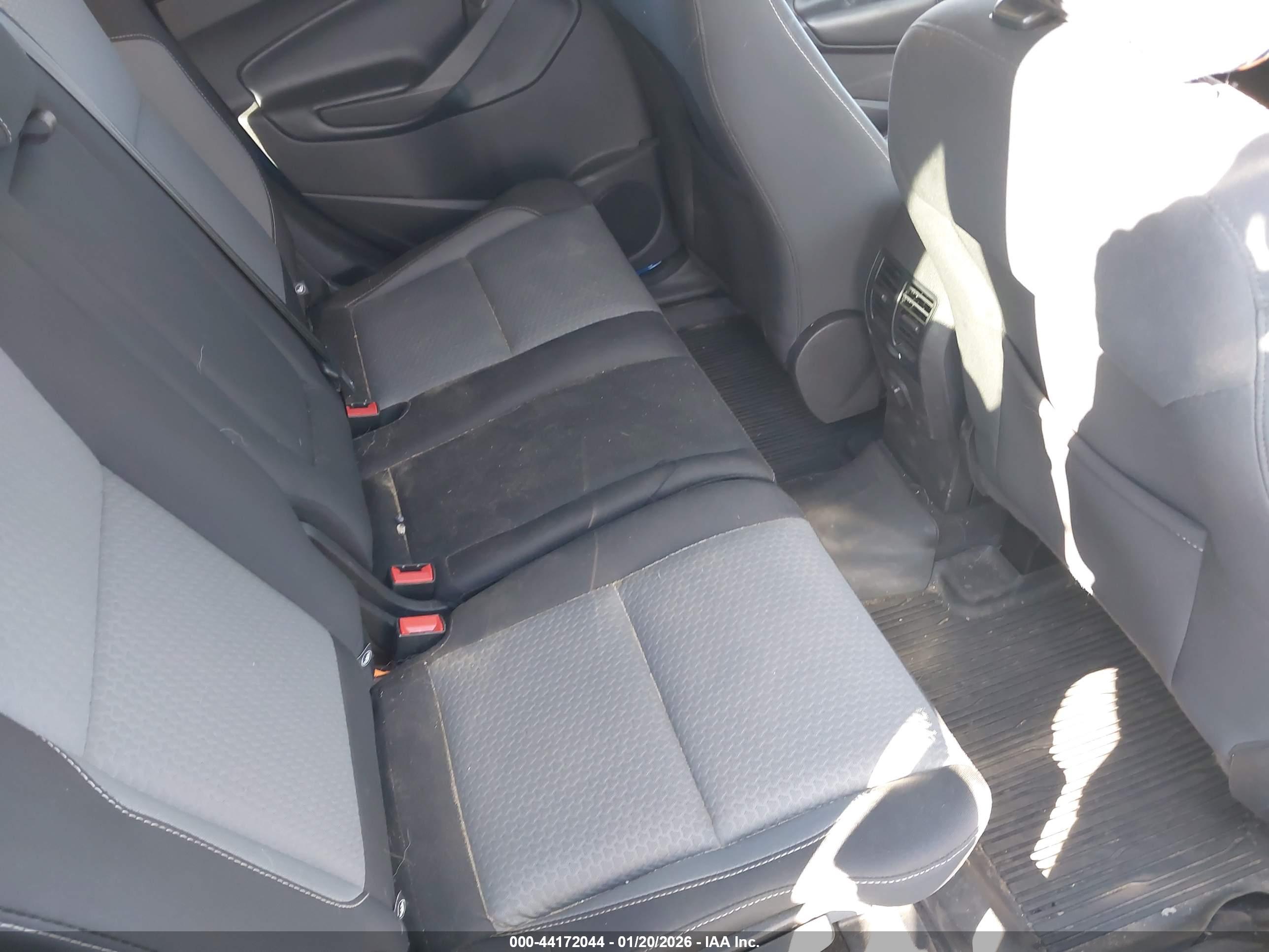 FORD ESCAPE image 8