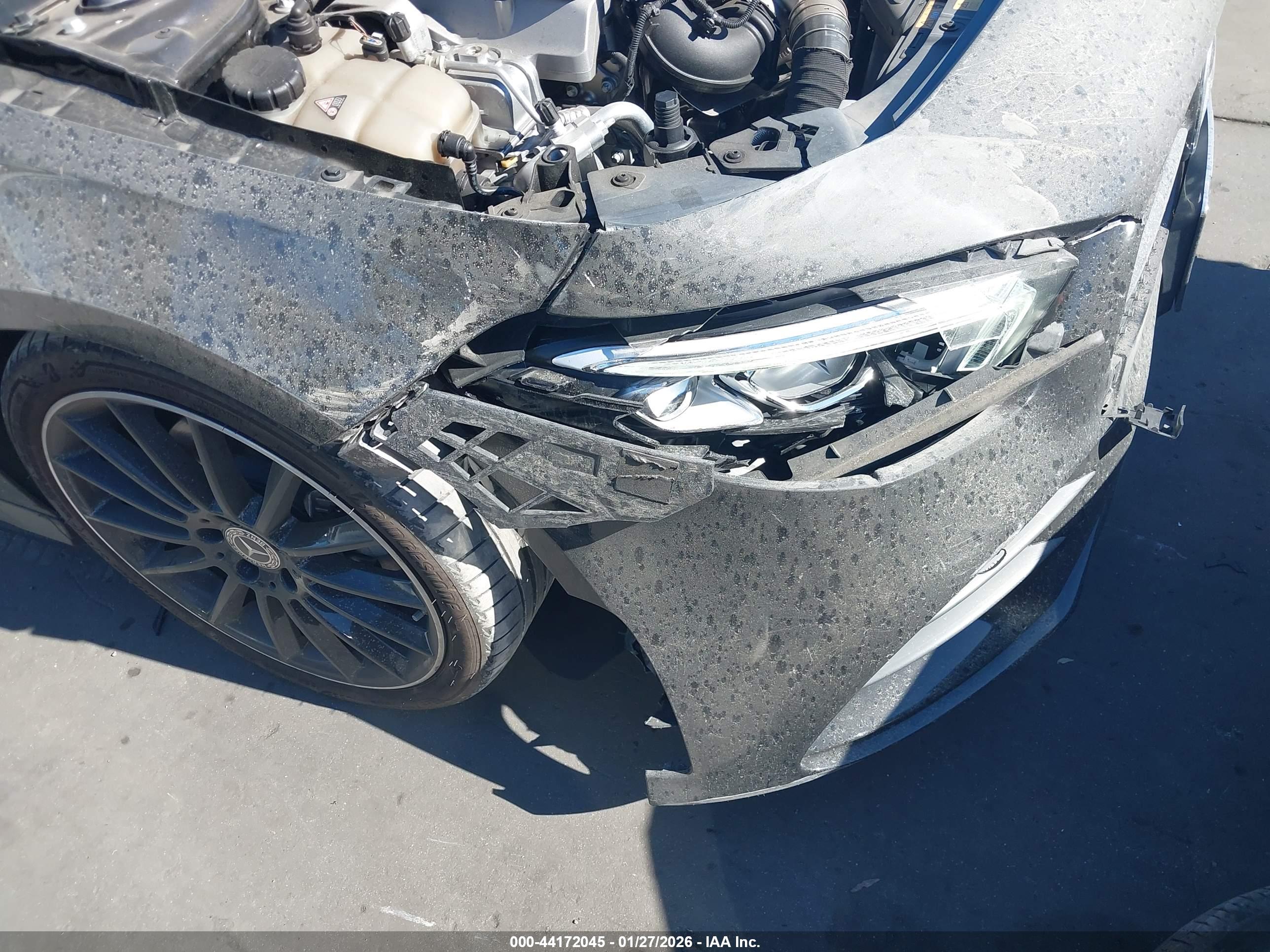 MERCEDES-BENZ A image 6