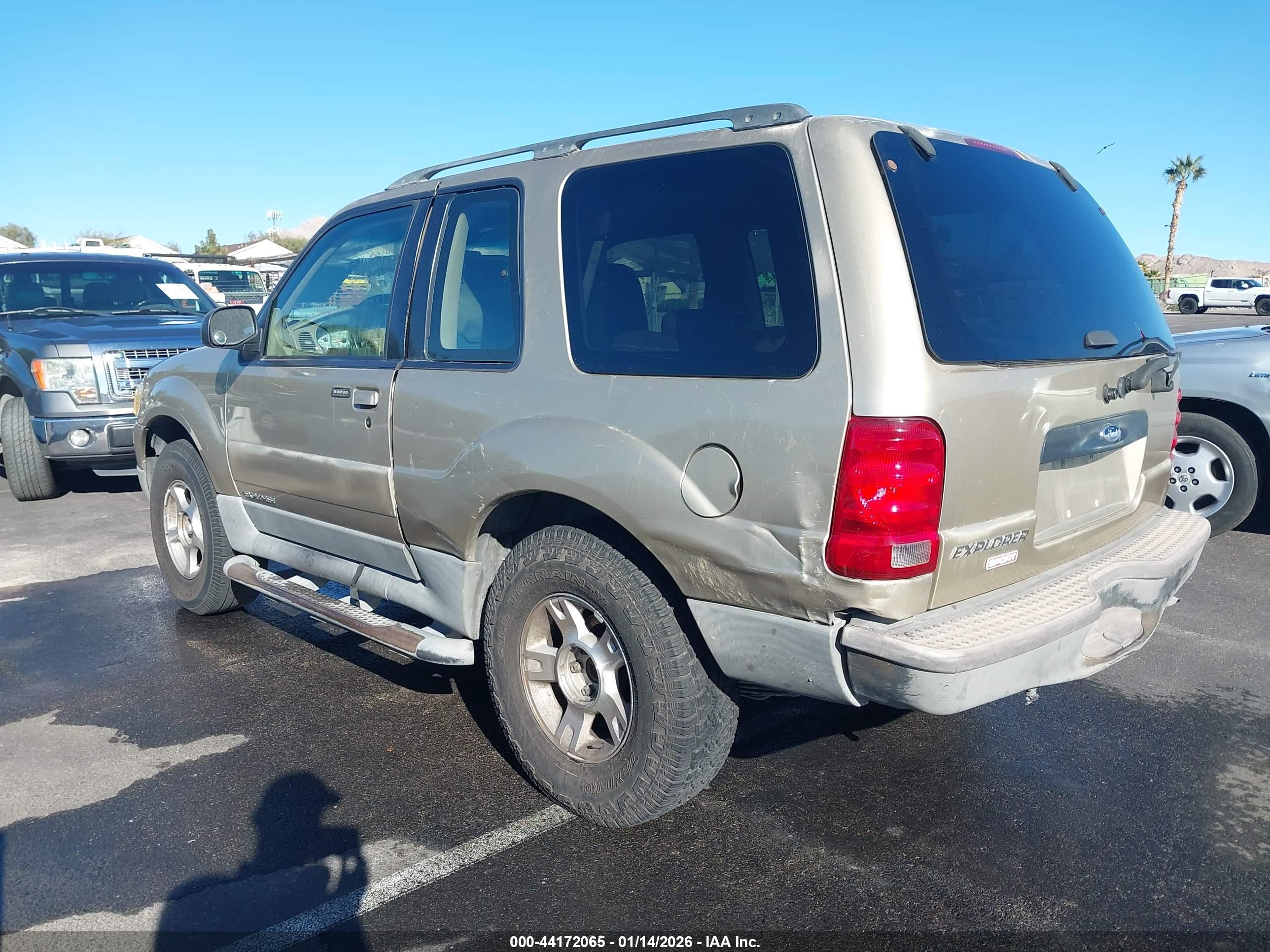 FORD EXPLORER image 3