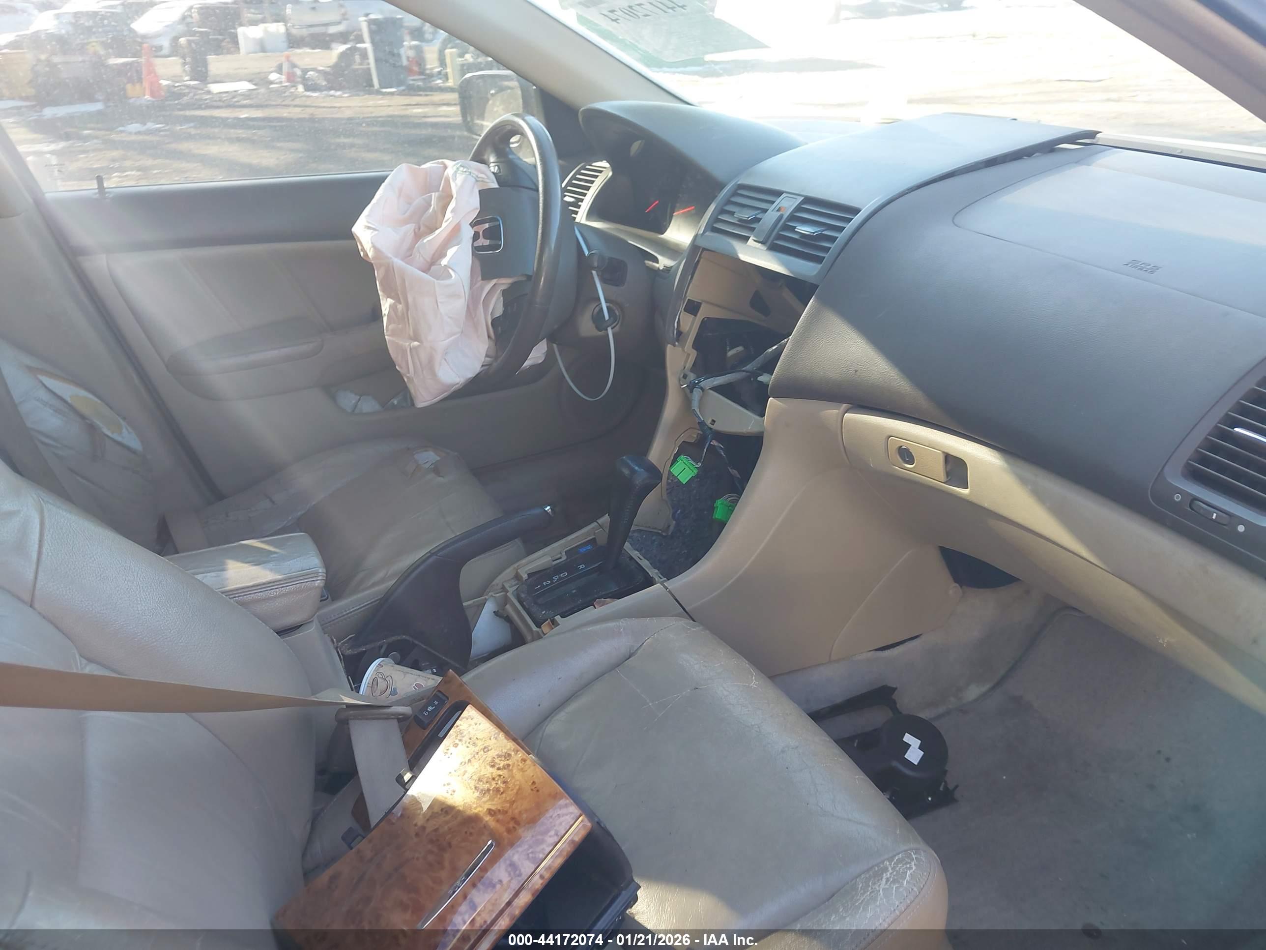 HONDA ACCORD image 5
