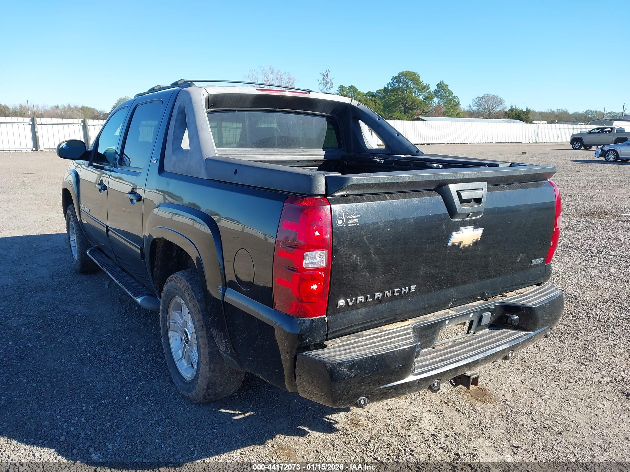 CHEVROLET AVALANCHE image 3